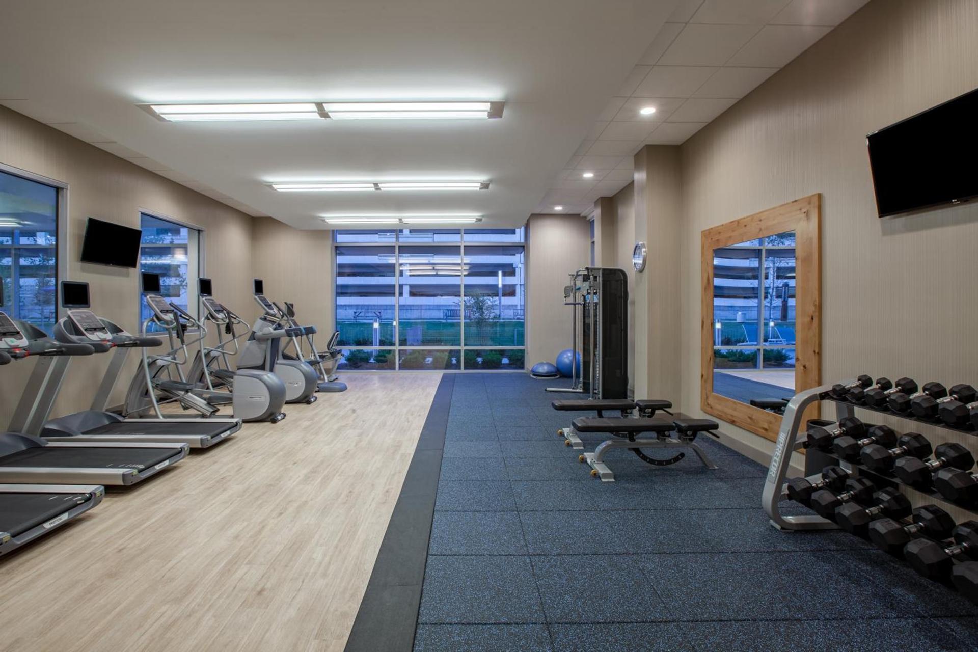 Holiday Inn Cleveland Clinic by IHG photo 21