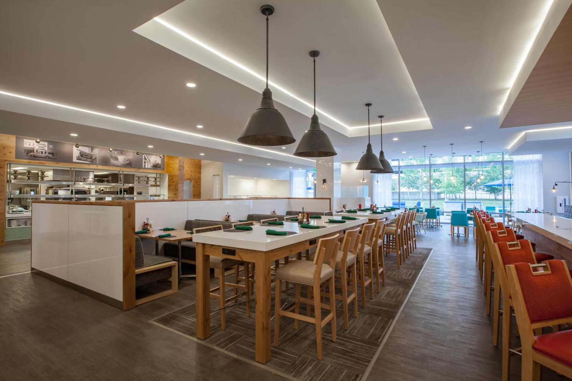 Holiday Inn Cleveland Clinic by IHG photo 35