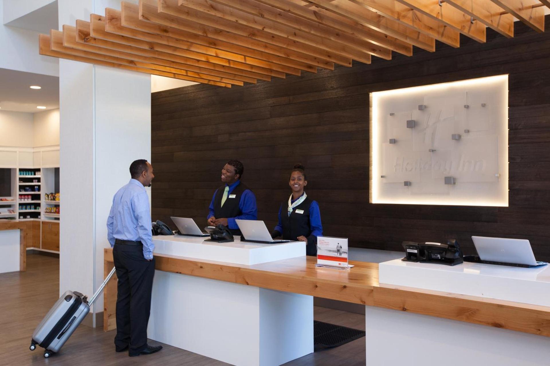 Holiday Inn Cleveland Clinic by IHG photo 16