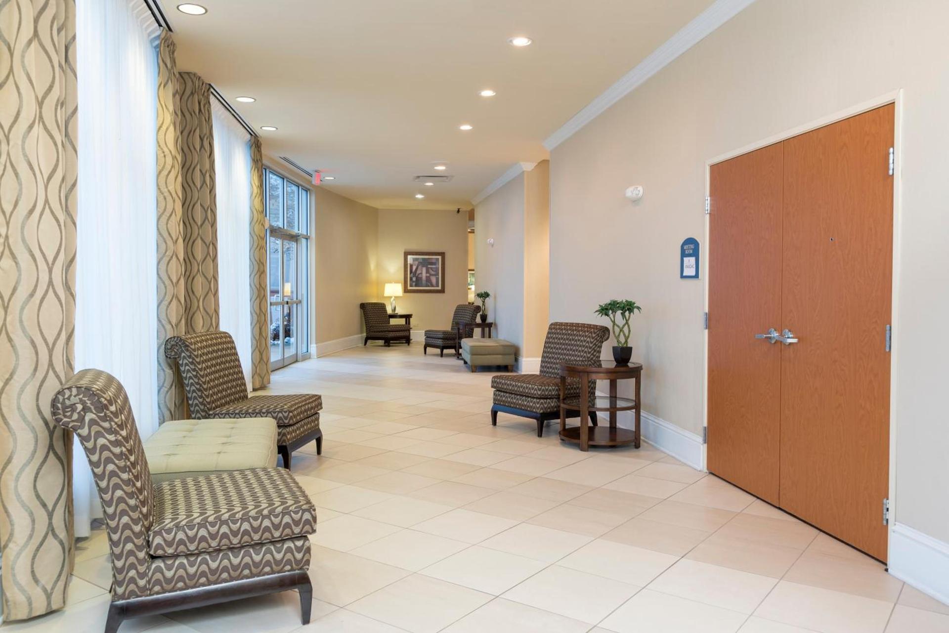 Holiday Inn Aurora North - Naperville by IHG photo 30