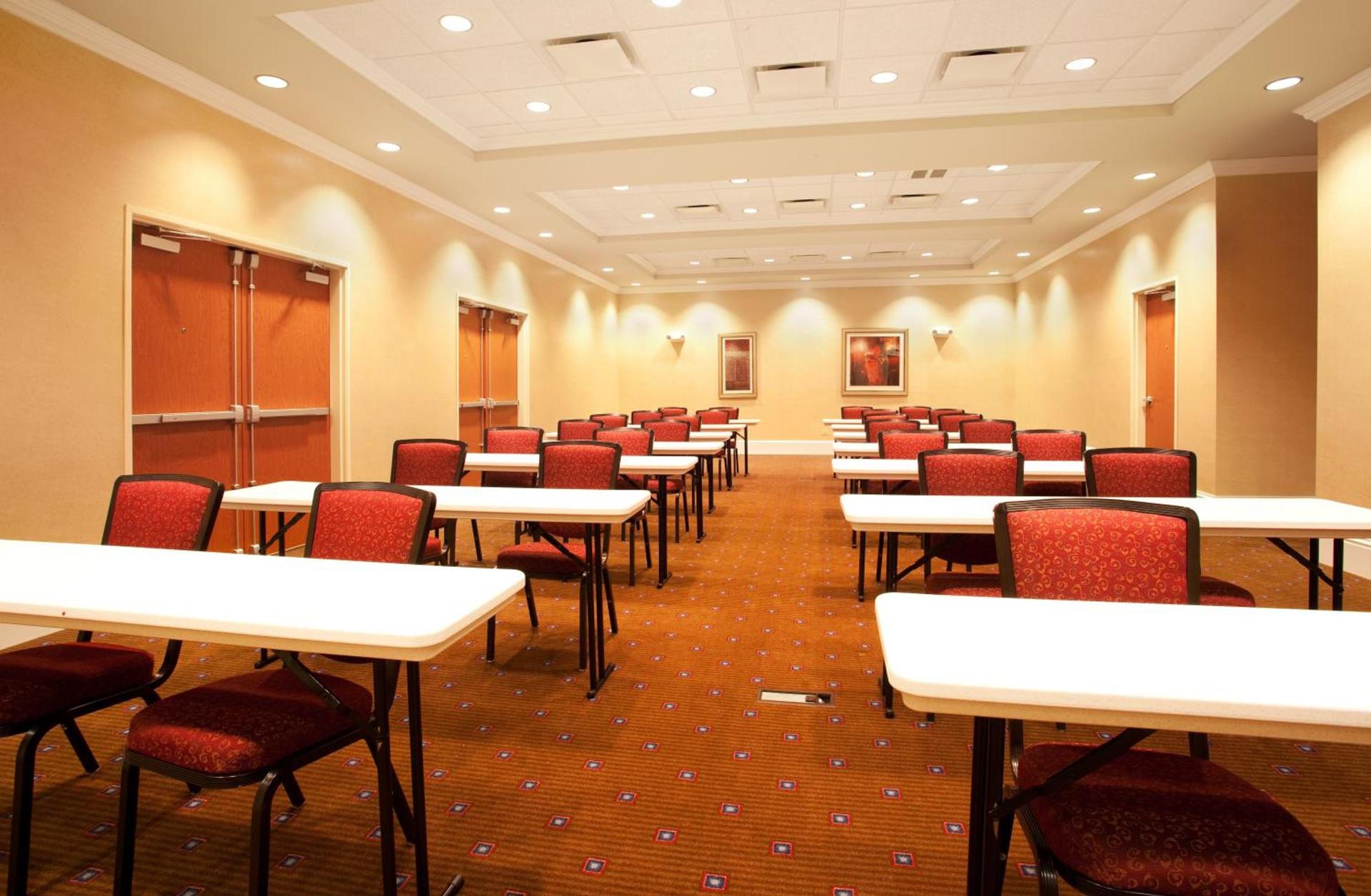 Holiday Inn Aurora North - Naperville by IHG photo 29