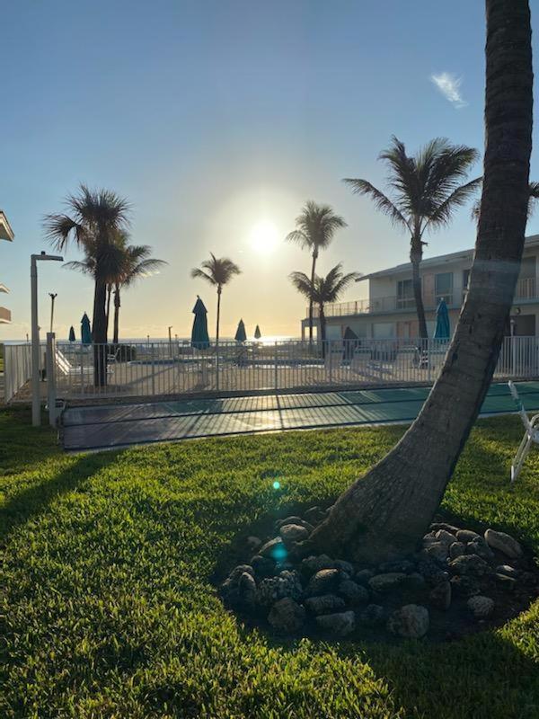 Sunrise Ocean Suites photo 3