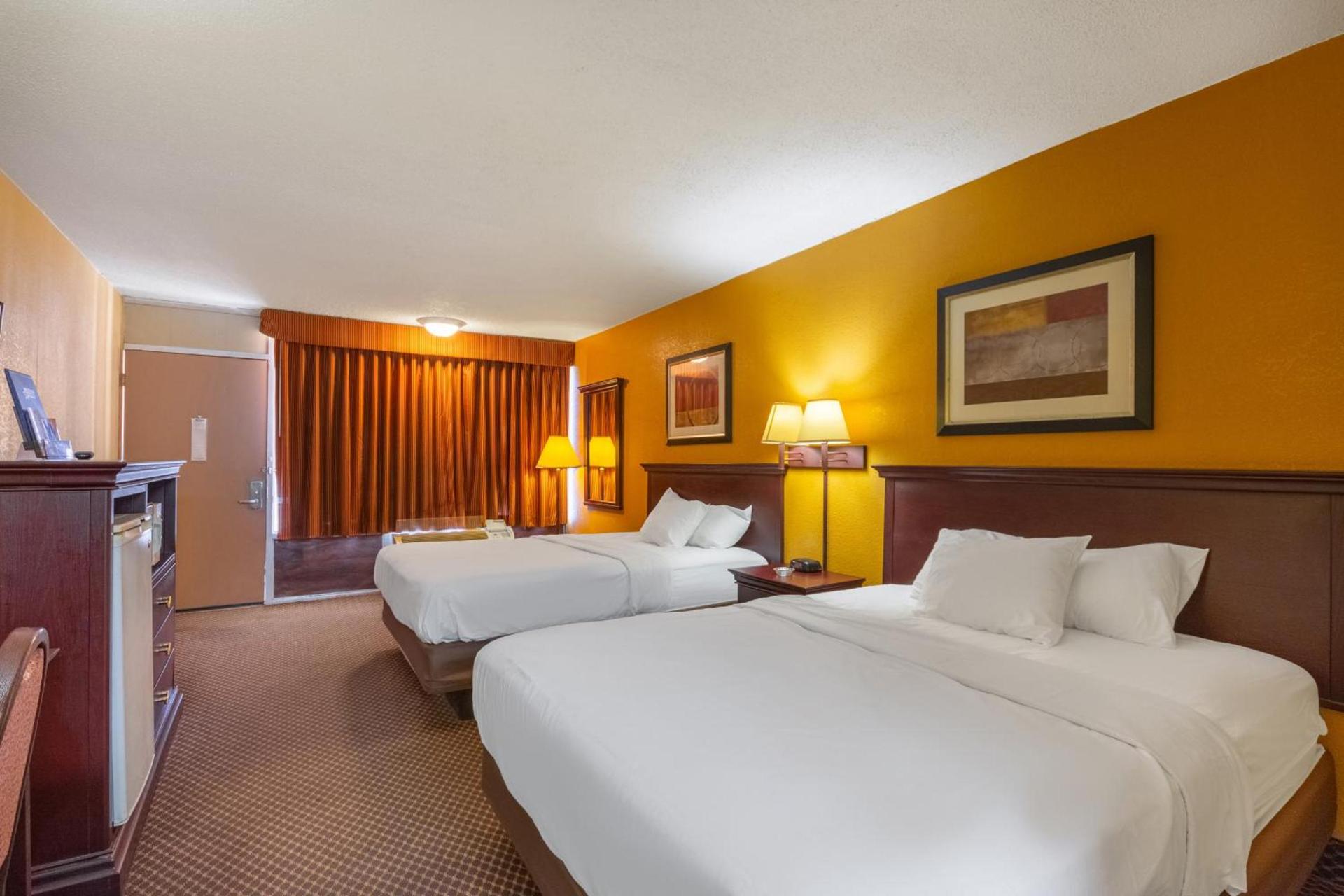 Americas Best Value Inn of Elk City photo 5