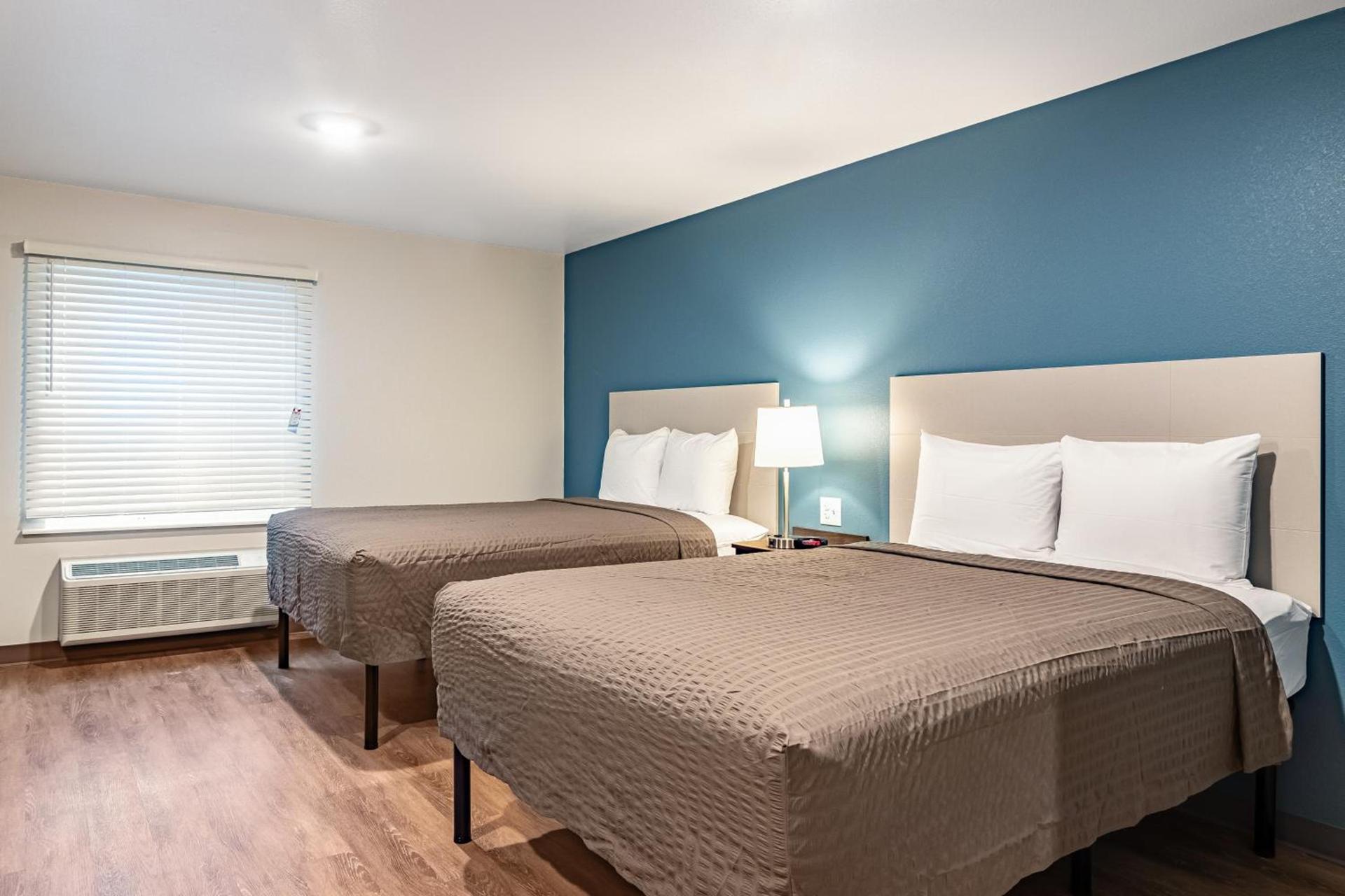 WoodSpring Suites Toledo Maumee photo 19