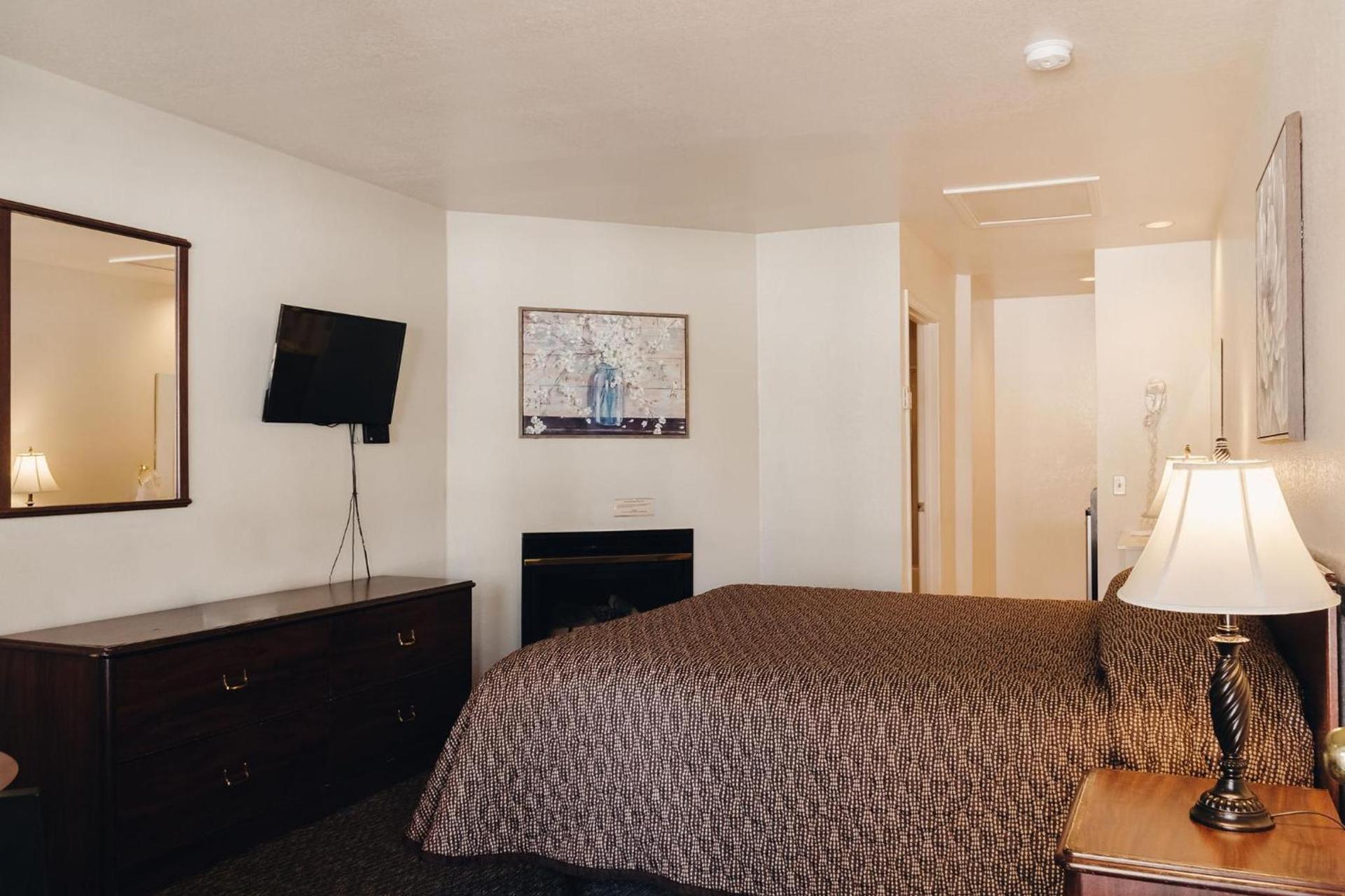 Vintage Lakeside Inn photo 67