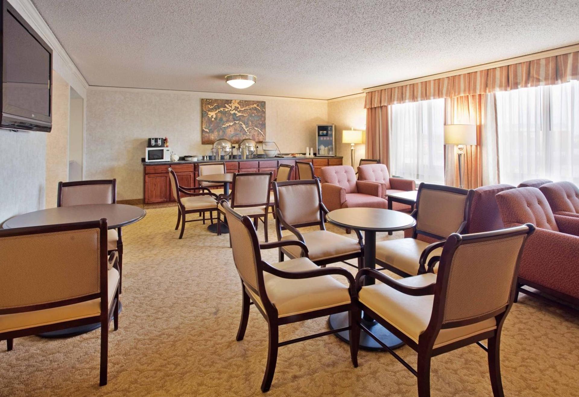 Wyndham Executive Center Columbia photo 30