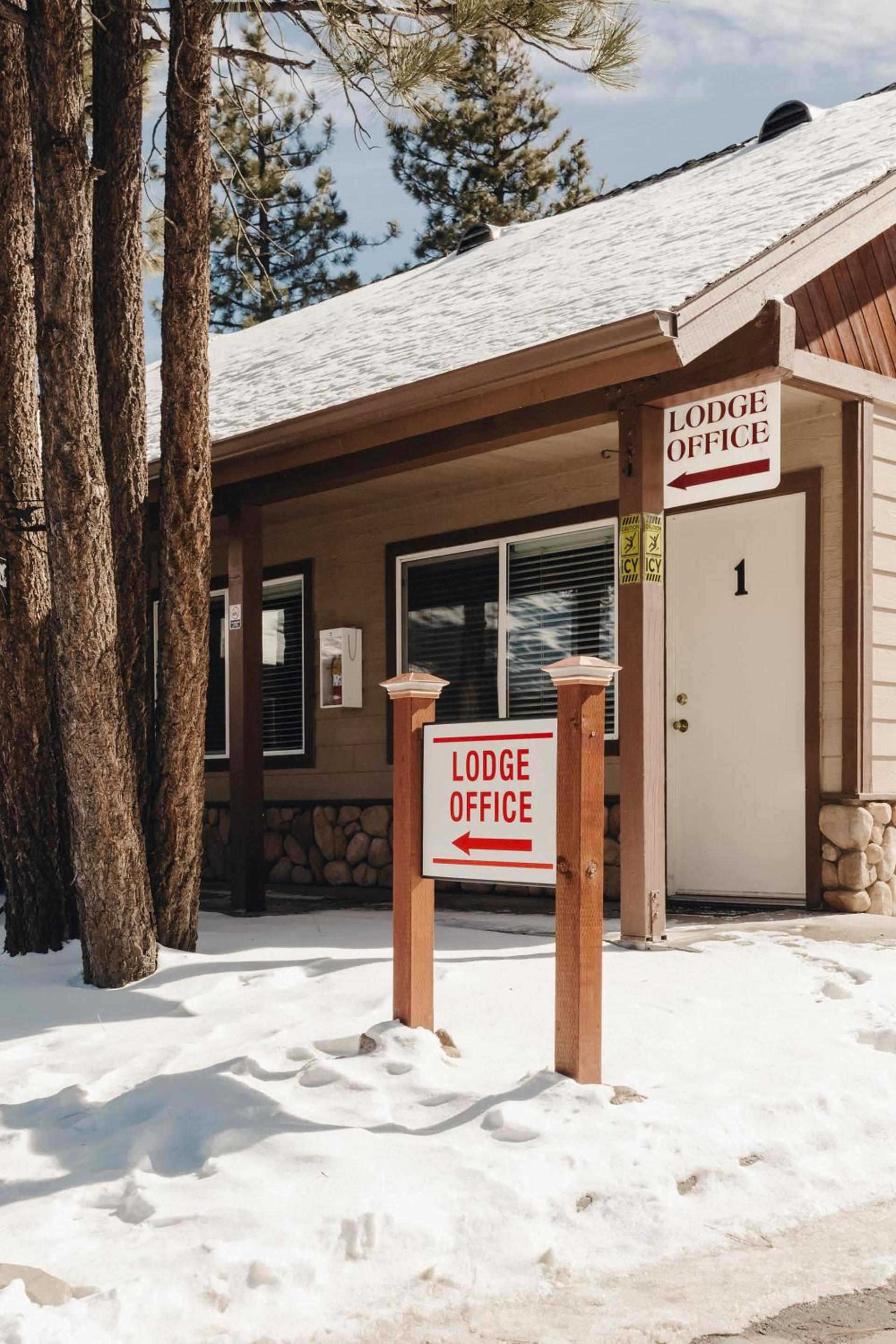 Vintage Lakeside Inn photo 7