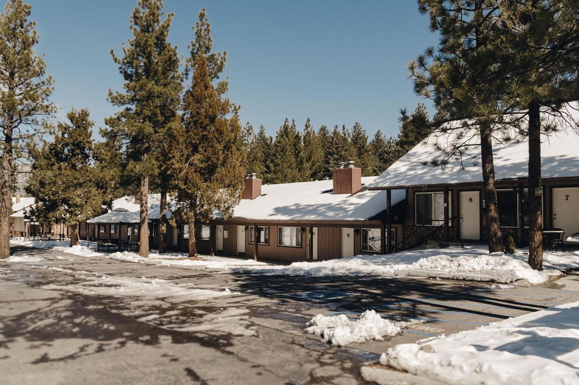 Vintage Lakeside Inn photo 26