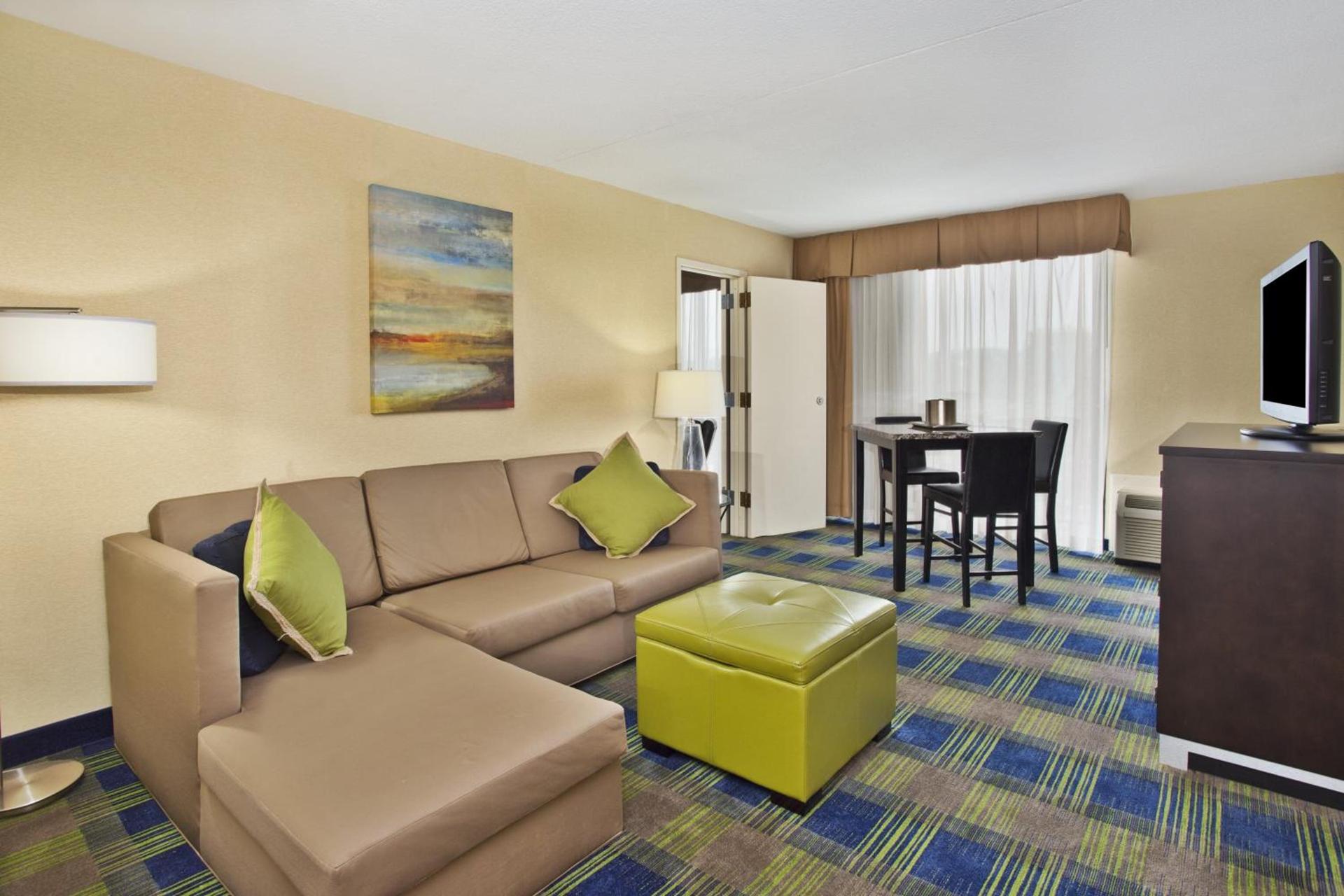 Spark By Hilton Akron Fairlawn photo 17