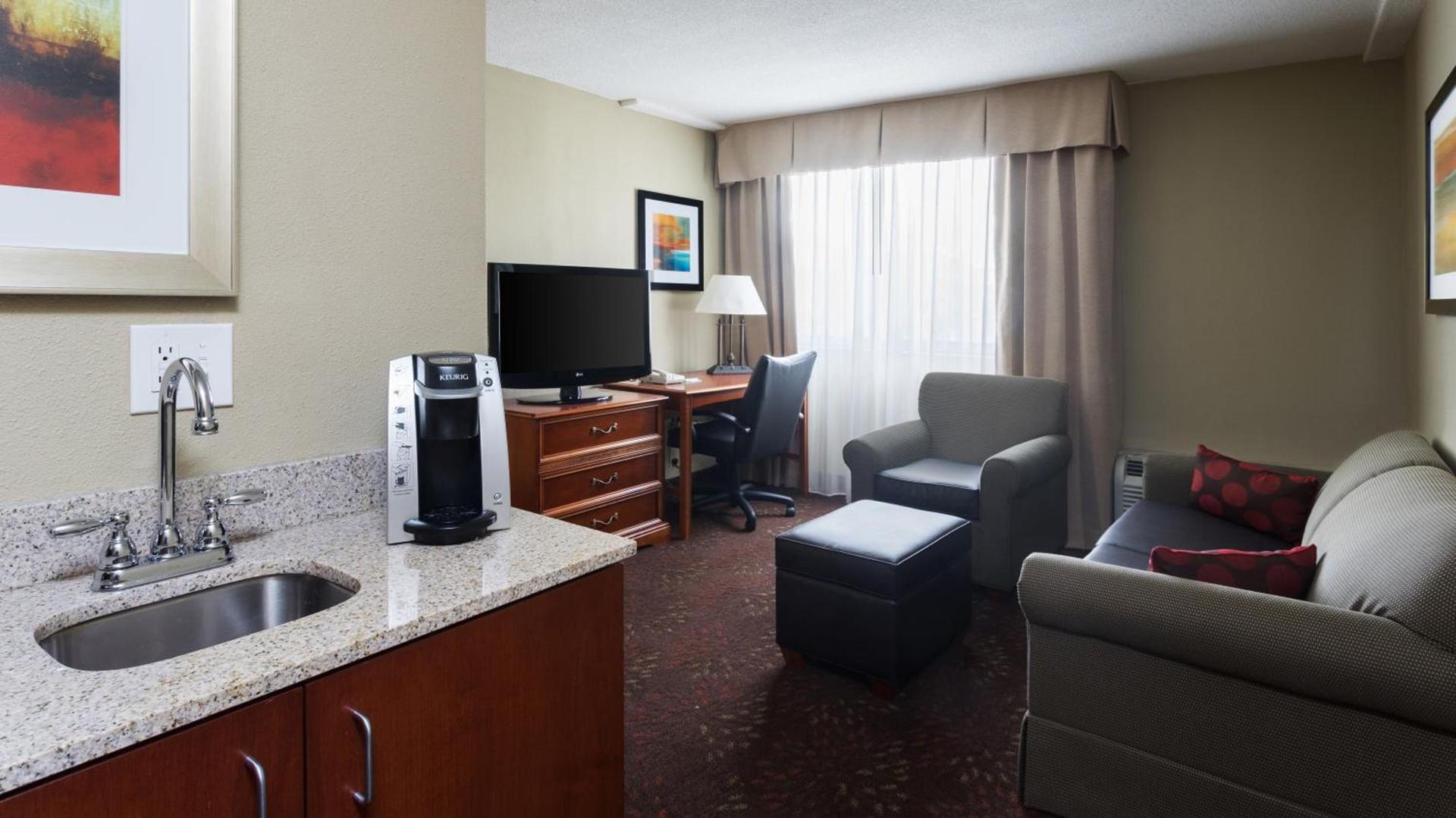 Holiday Inn Cincinnati-Riverfront by IHG photo 9