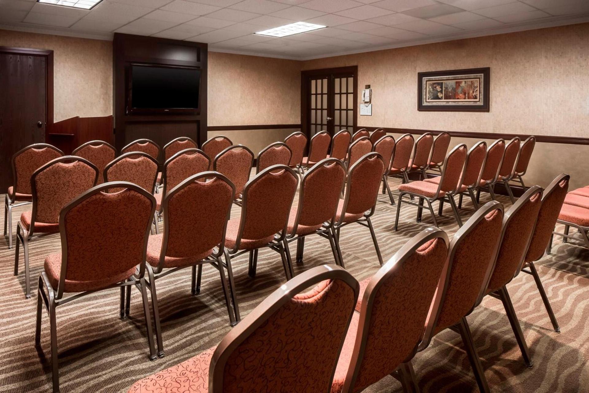 Holiday Inn Dubuque/Galena by IHG photo 9