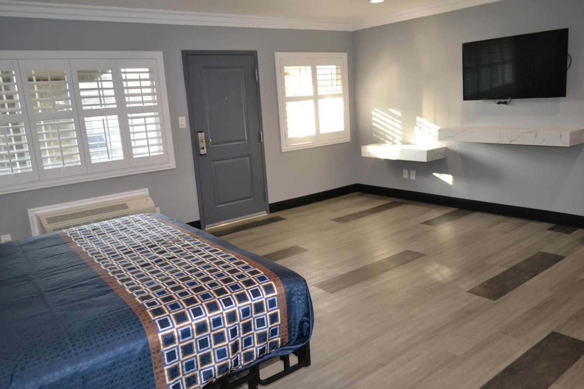 Bell Gardens Inn Los Angeles - Bell Gardens photo 14