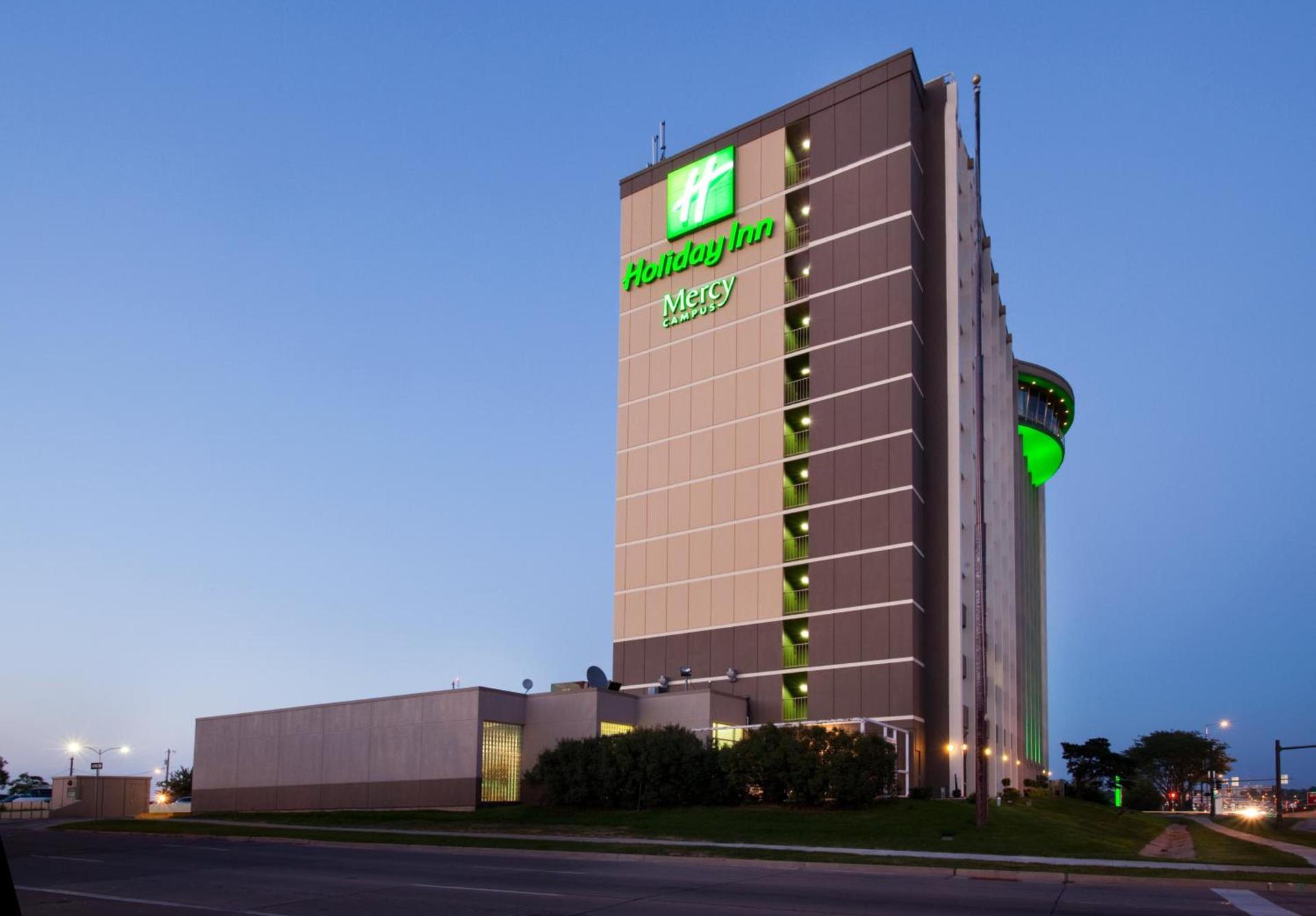 Holiday Inn Des Moines-Downtown-Mercy Campus by IHG photo 1