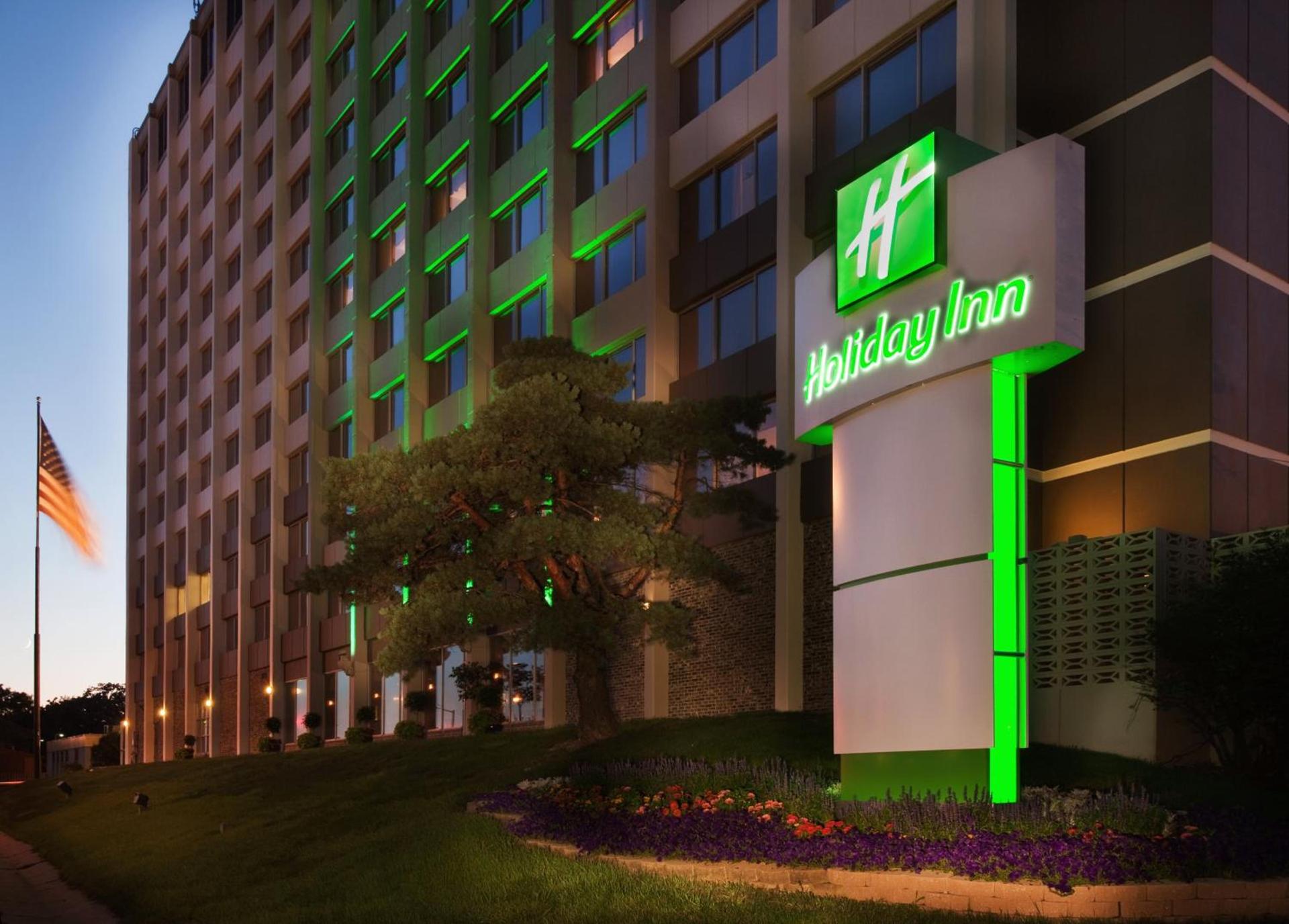 Holiday Inn Des Moines-Downtown-Mercy Campus by IHG photo 28