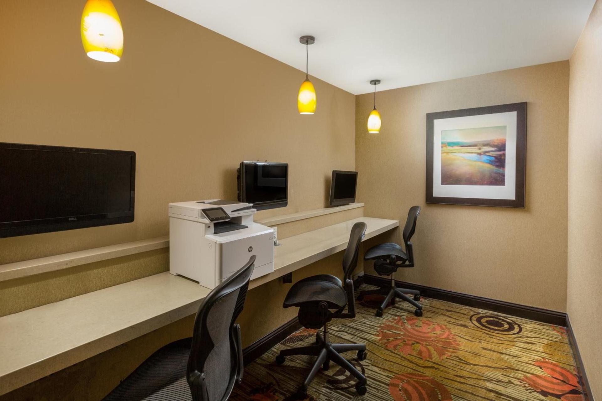 Holiday Inn Dublin - Pleasanton by IHG photo 25