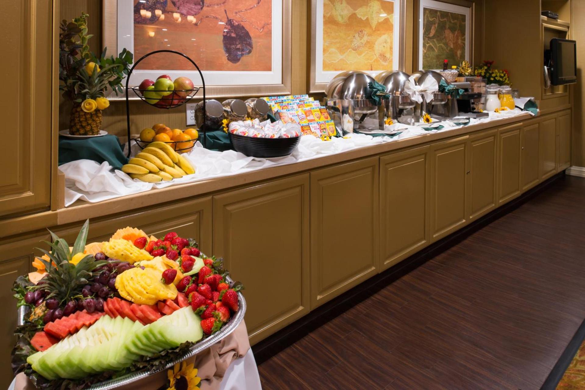 Holiday Inn Dublin - Pleasanton by IHG photo 13