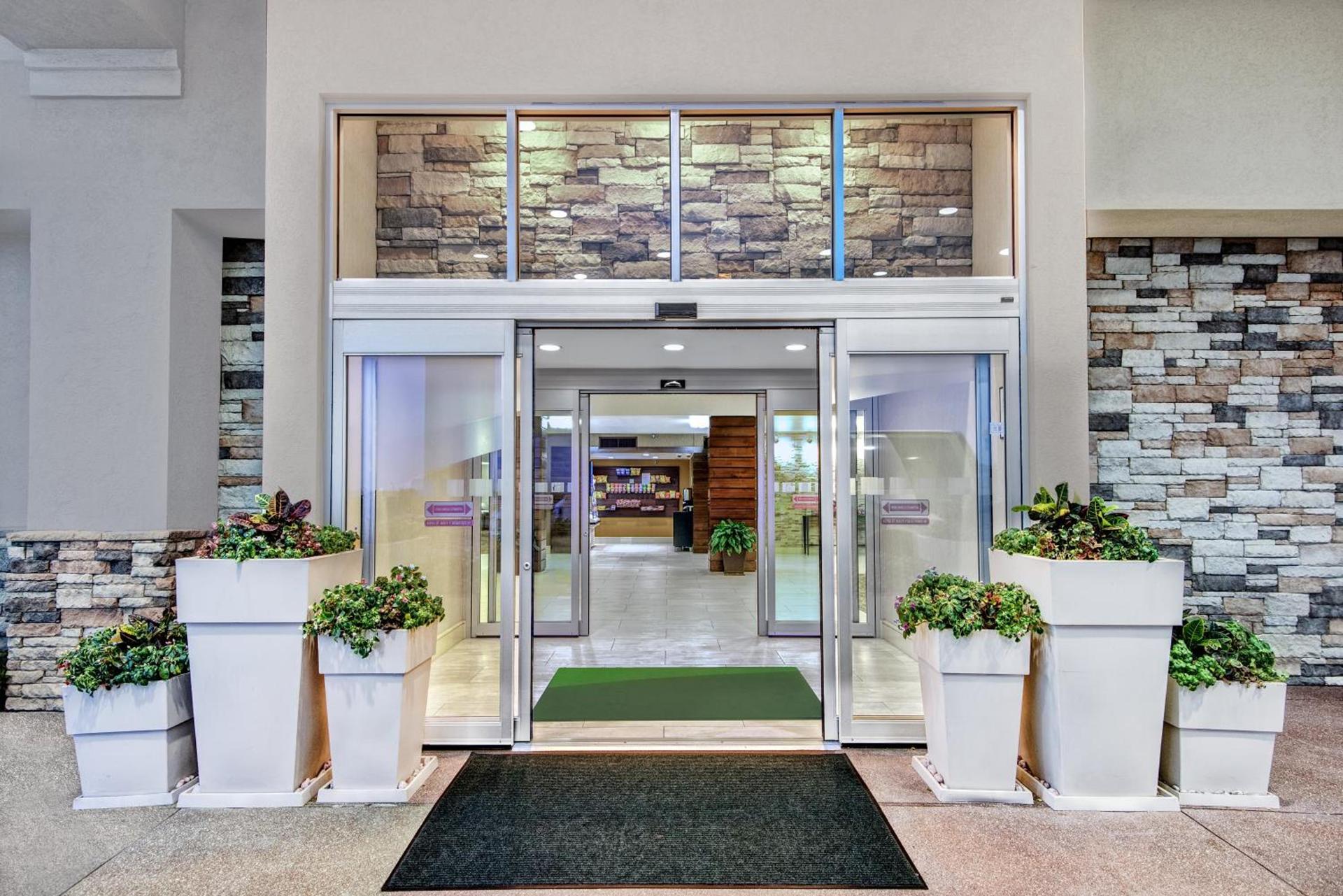 Kozy Hotel Dallas DFW Airport Area West photo 18