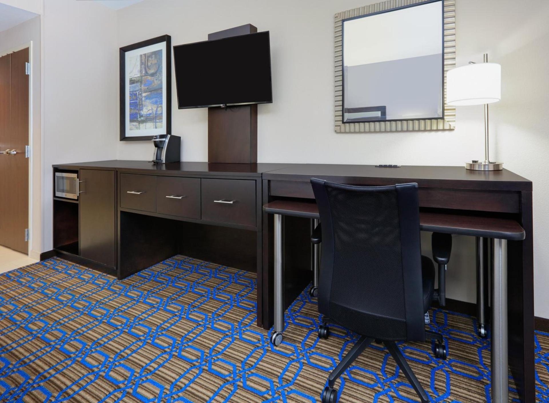 Clarion Hotel The Colony - Plano West photo 38