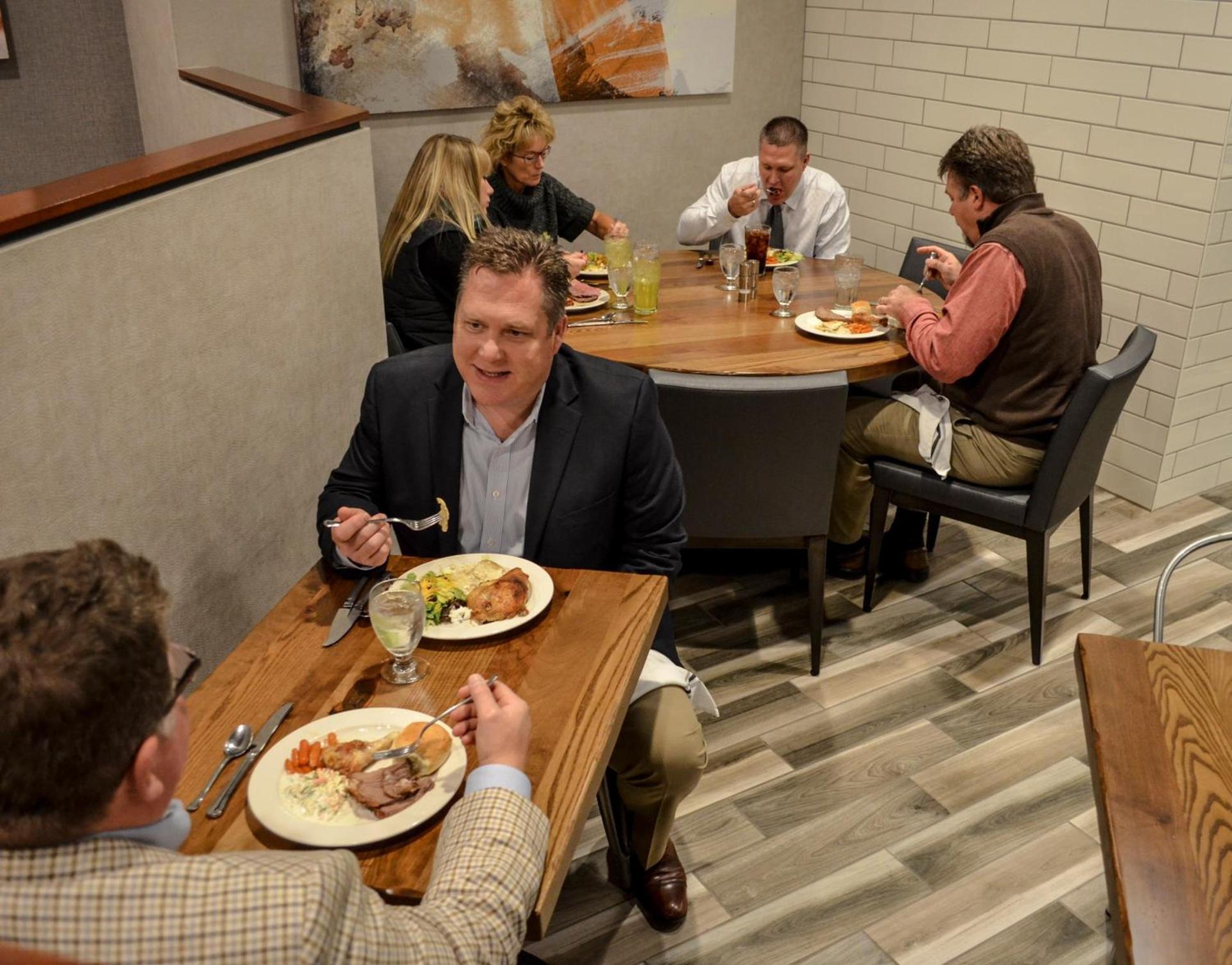 Holiday Inn Fargo by IHG photo 45