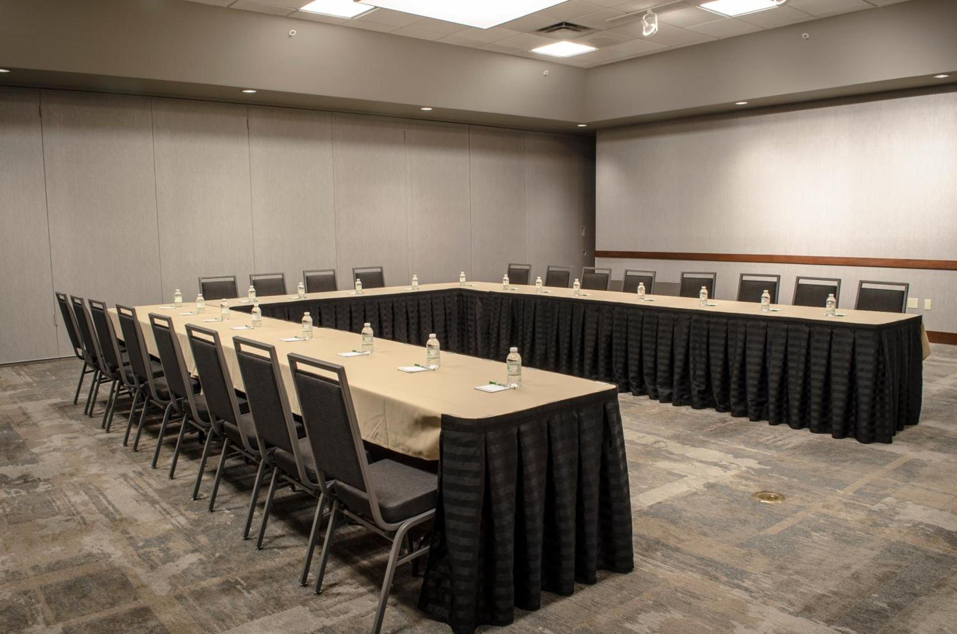 Holiday Inn Fargo by IHG photo 50