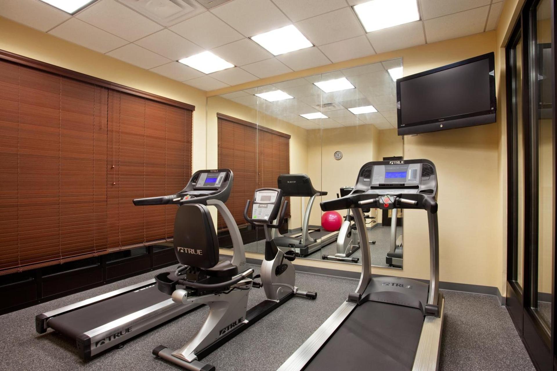 Holiday Inn Saint Louis-Fairview Heights by IHG photo 2