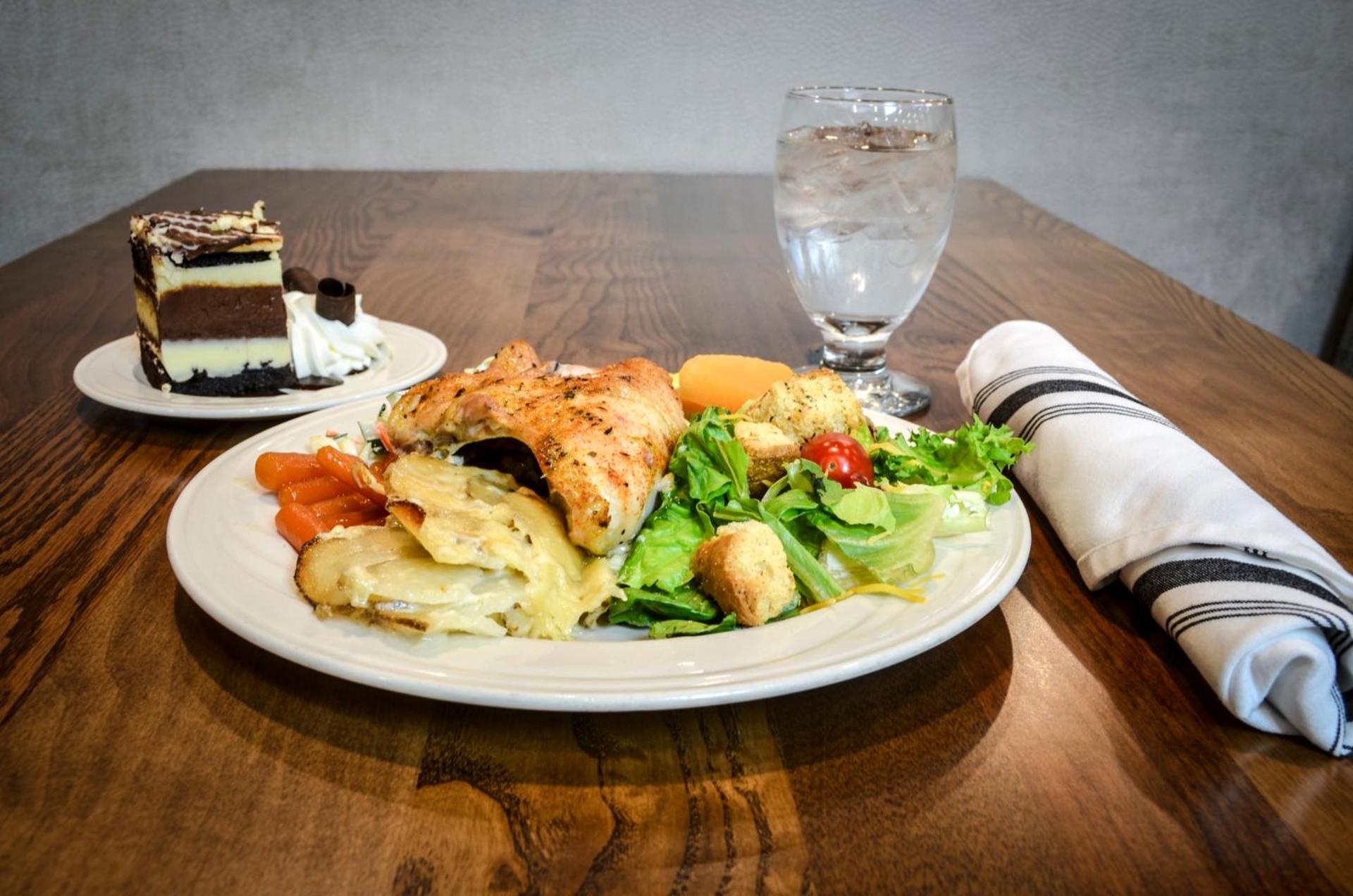 Holiday Inn Fargo by IHG photo 41