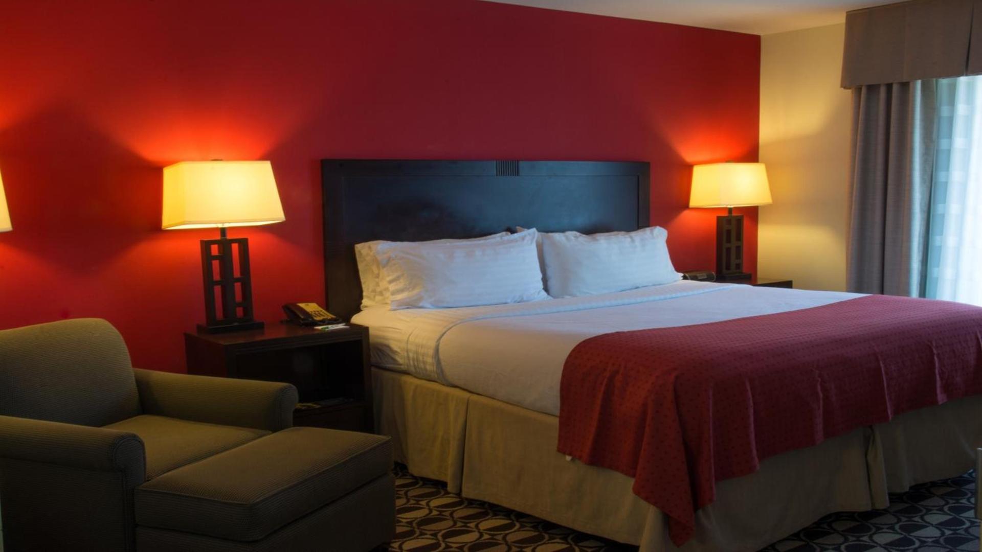 Holiday Inn Saint Louis-Fairview Heights by IHG photo 6