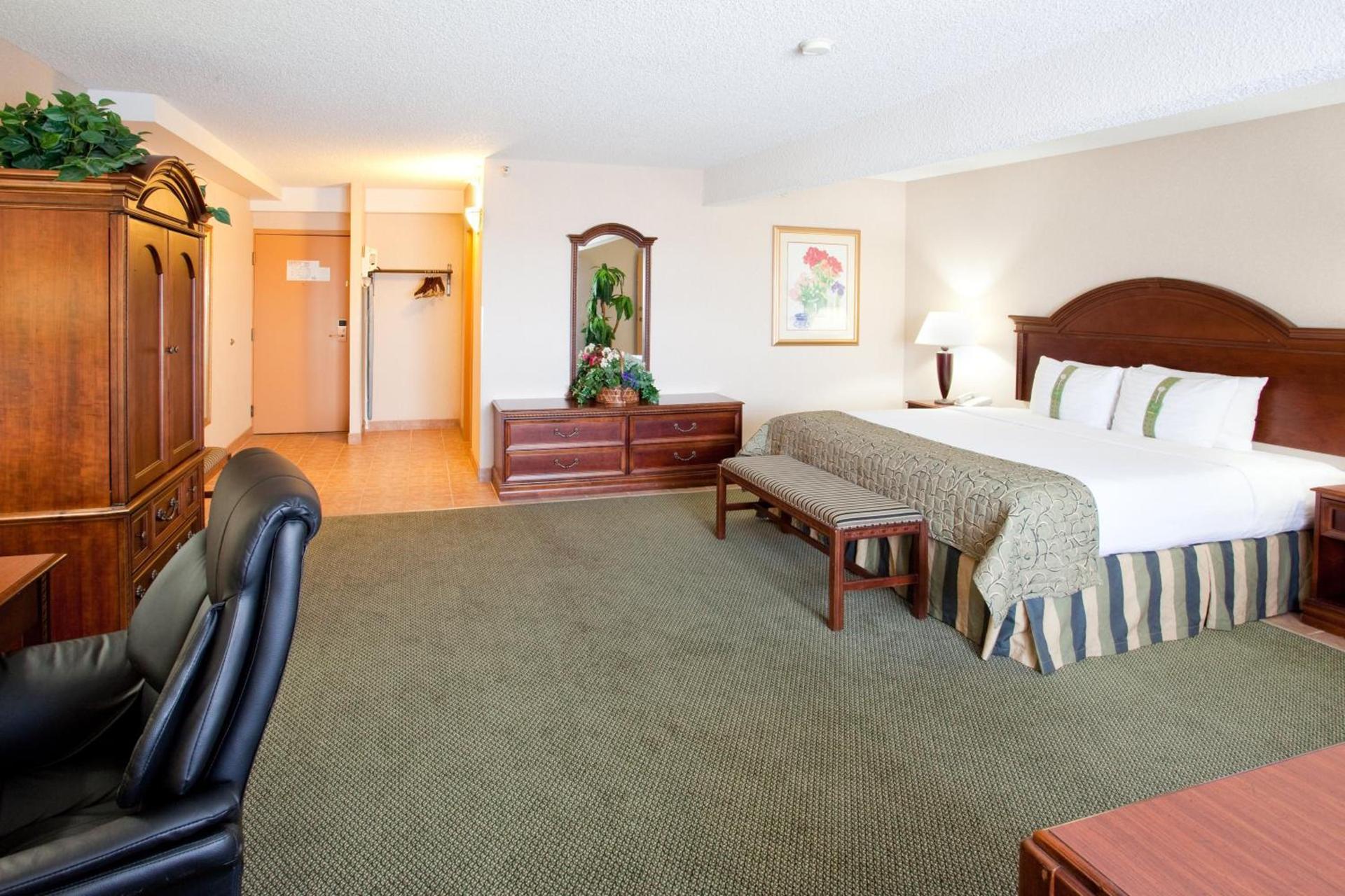 Holiday Inn Great Falls-Convention Center by IHG photo 82