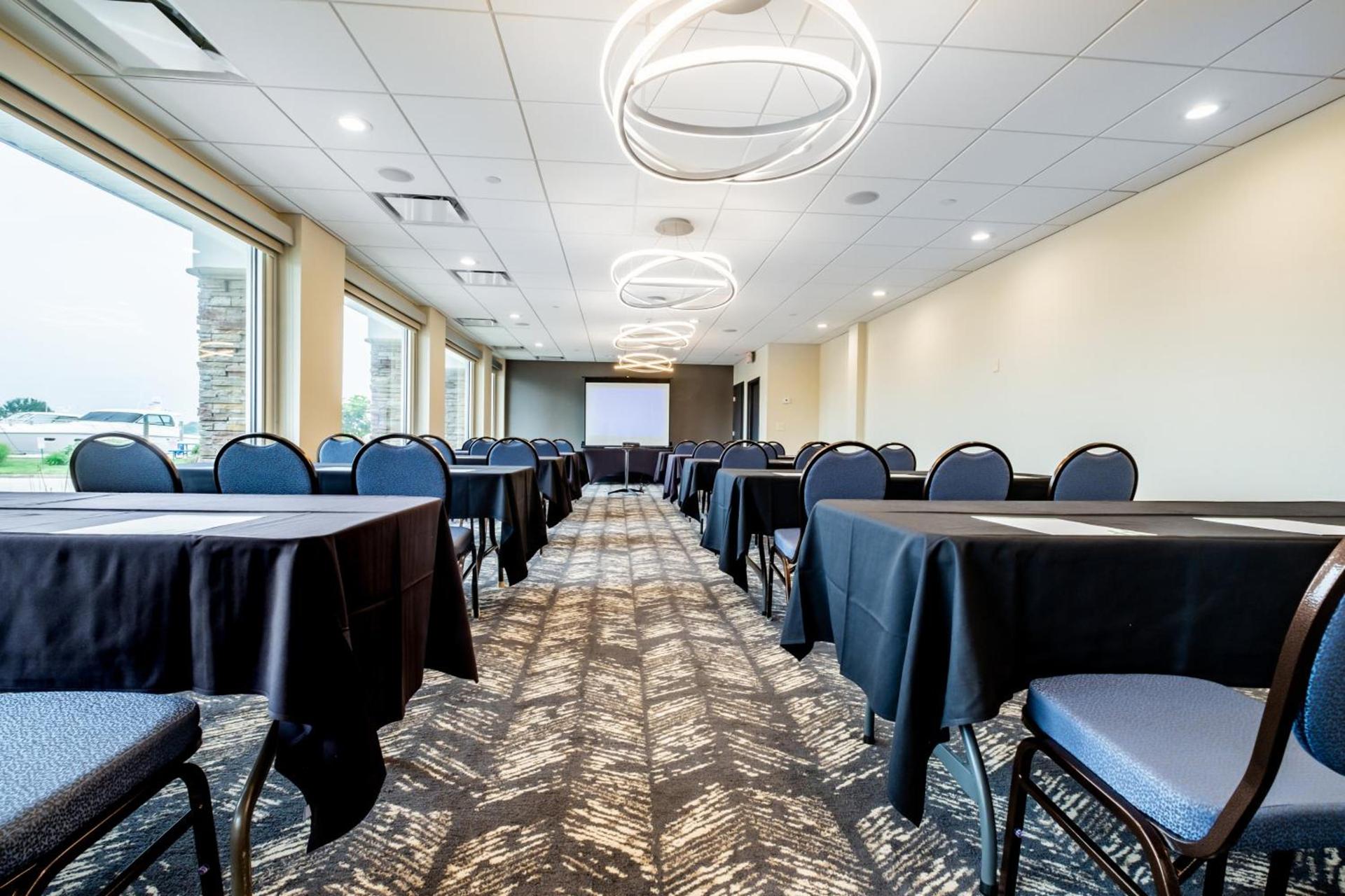 Holiday Inn Grand Haven-Spring Lake by IHG photo 12