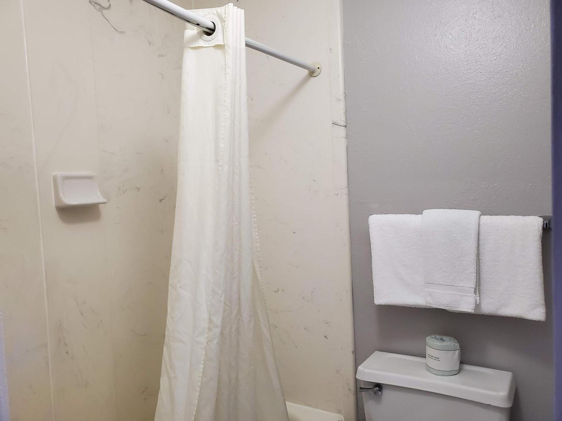 Americas Best Value Inn Wildersville photo 43
