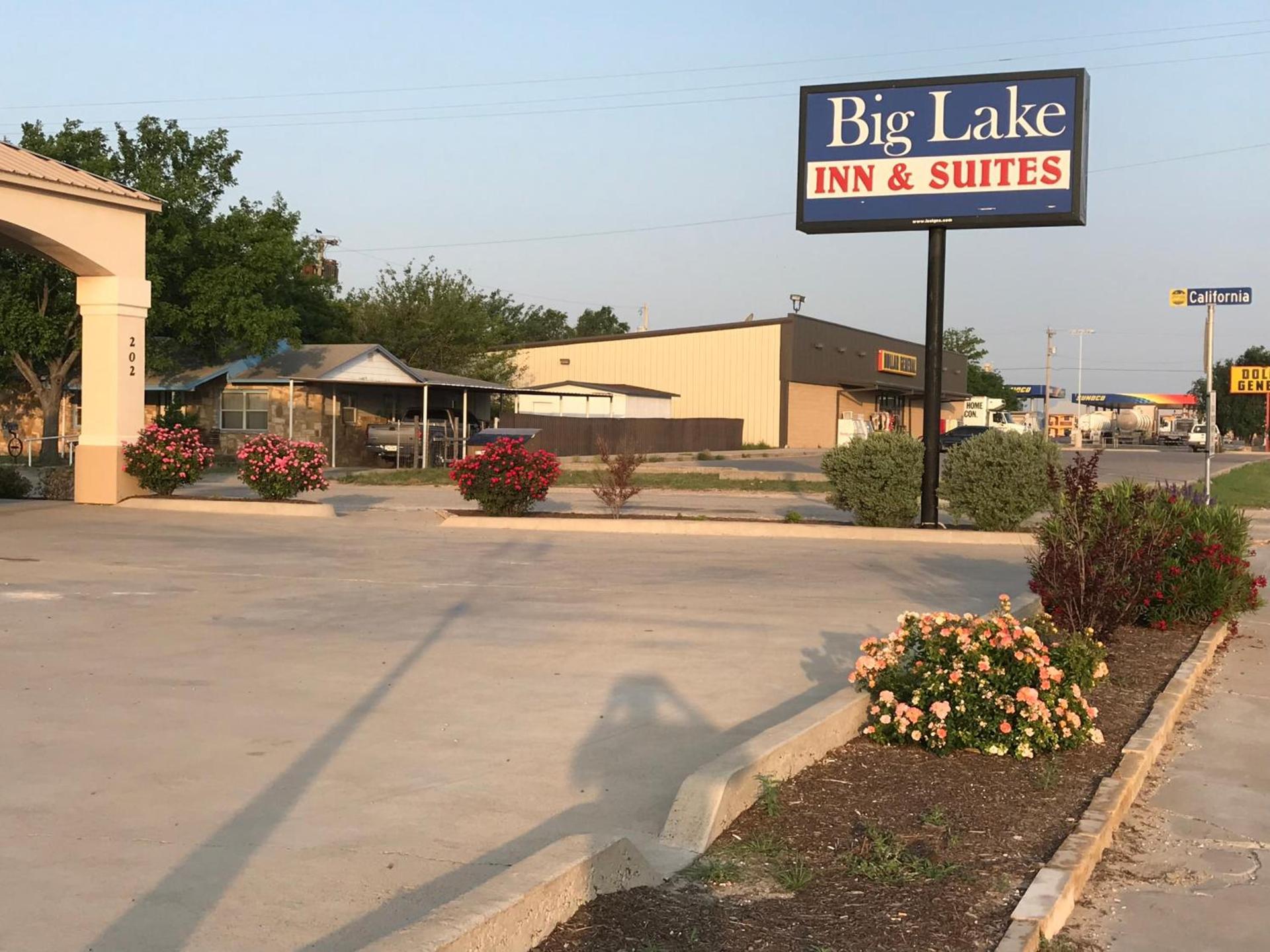 Big Lake Inn and Suites photo 30