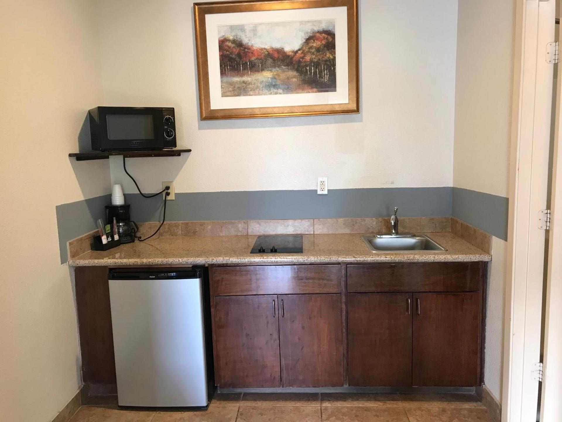 Big Lake Inn and Suites photo 26
