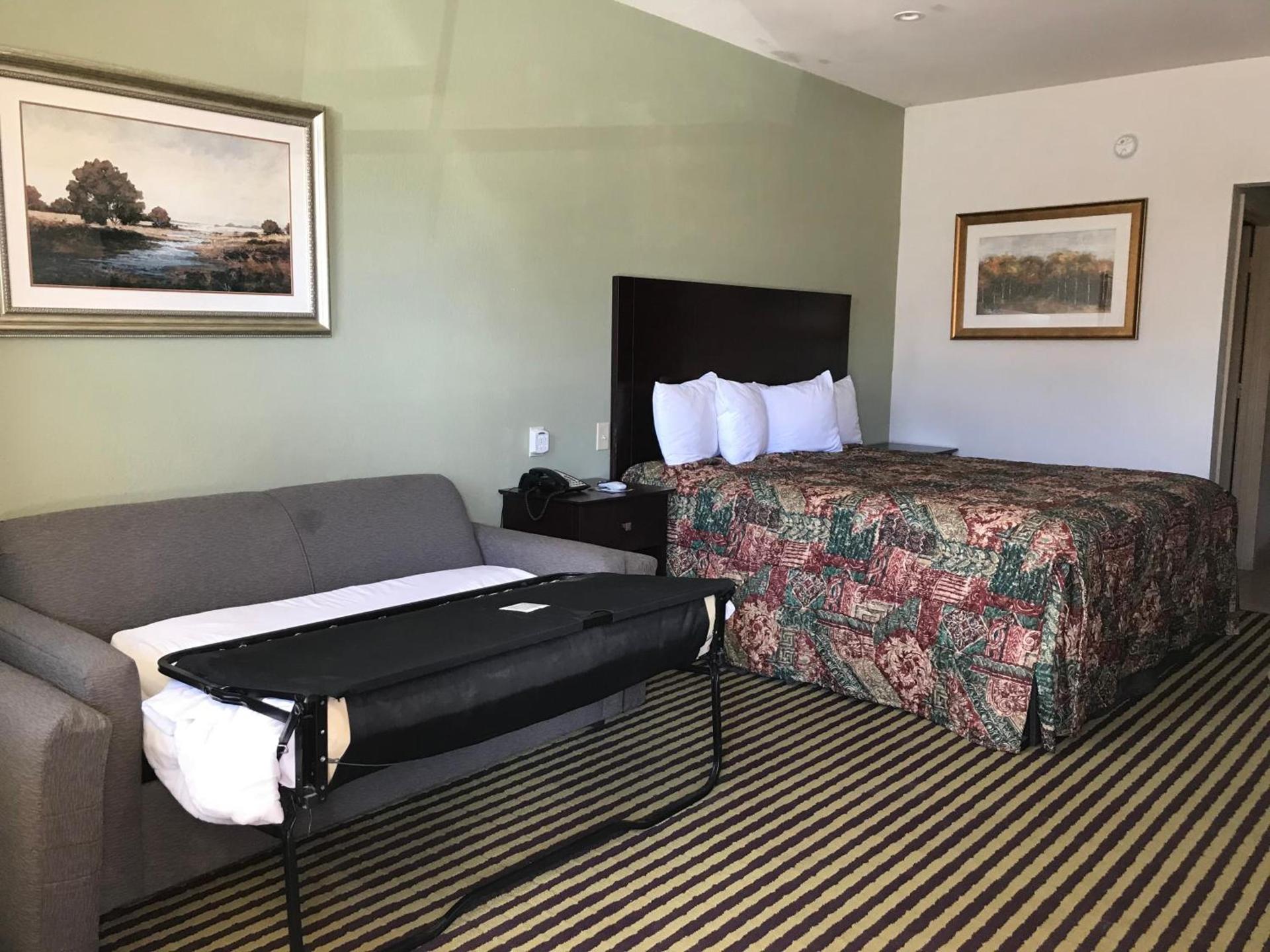 Big Lake Inn and Suites photo 23