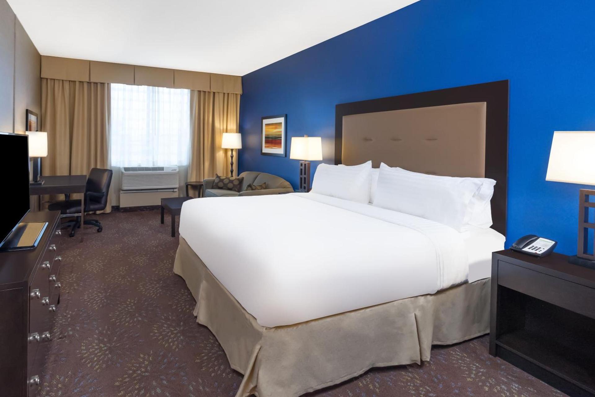 Holiday Inn - Terre Haute by IHG photo 27