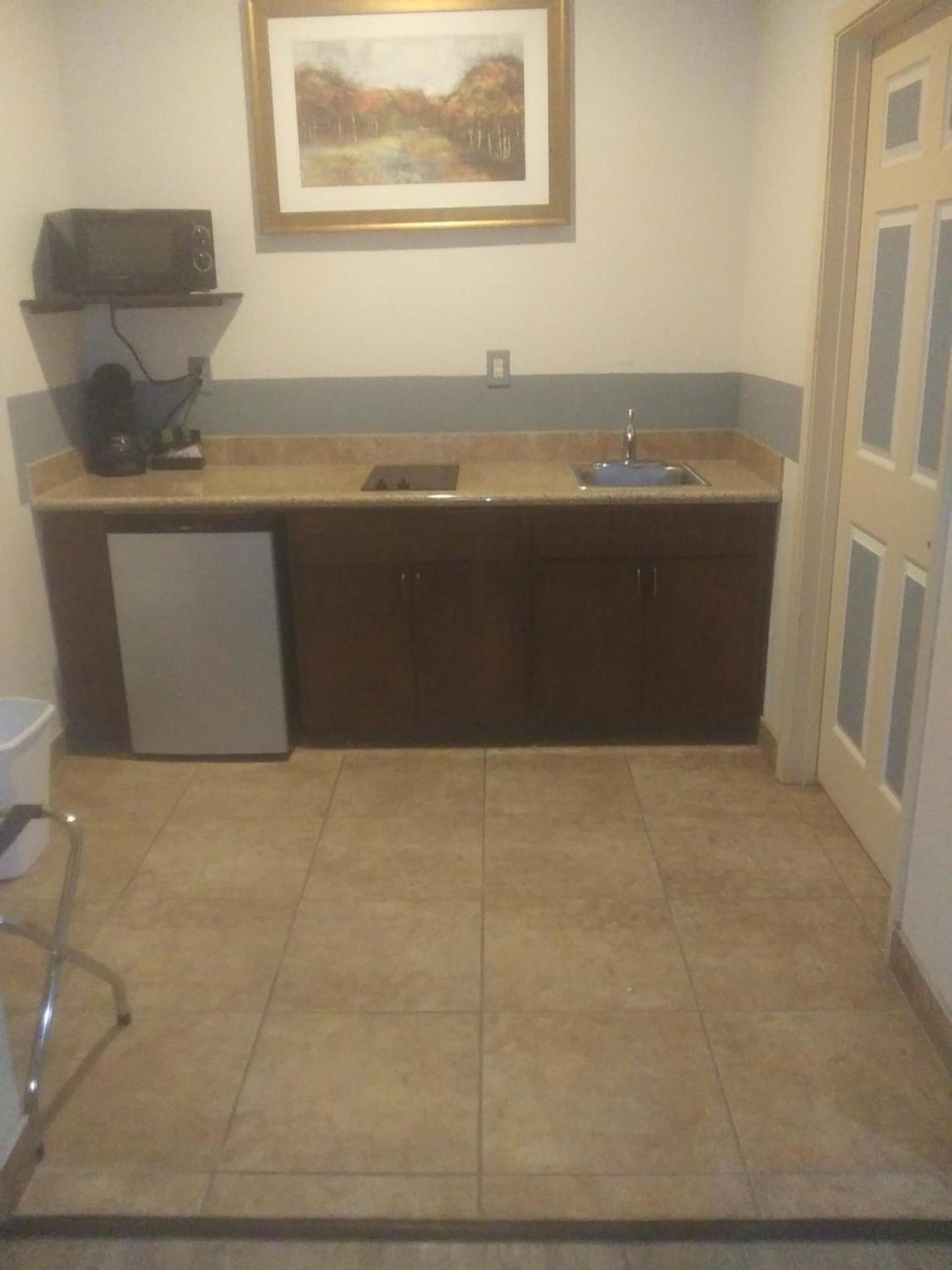Big Lake Inn and Suites photo 14