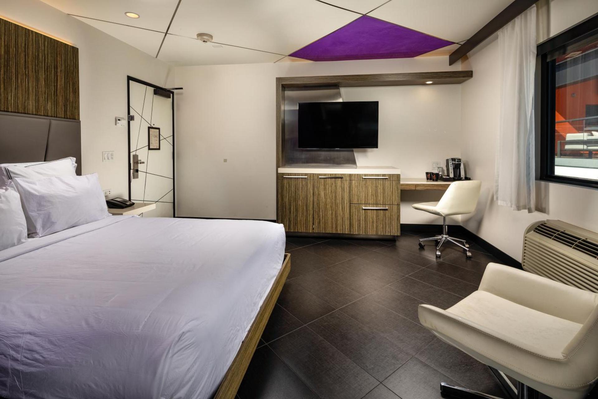 The Moment Hotel photo 6