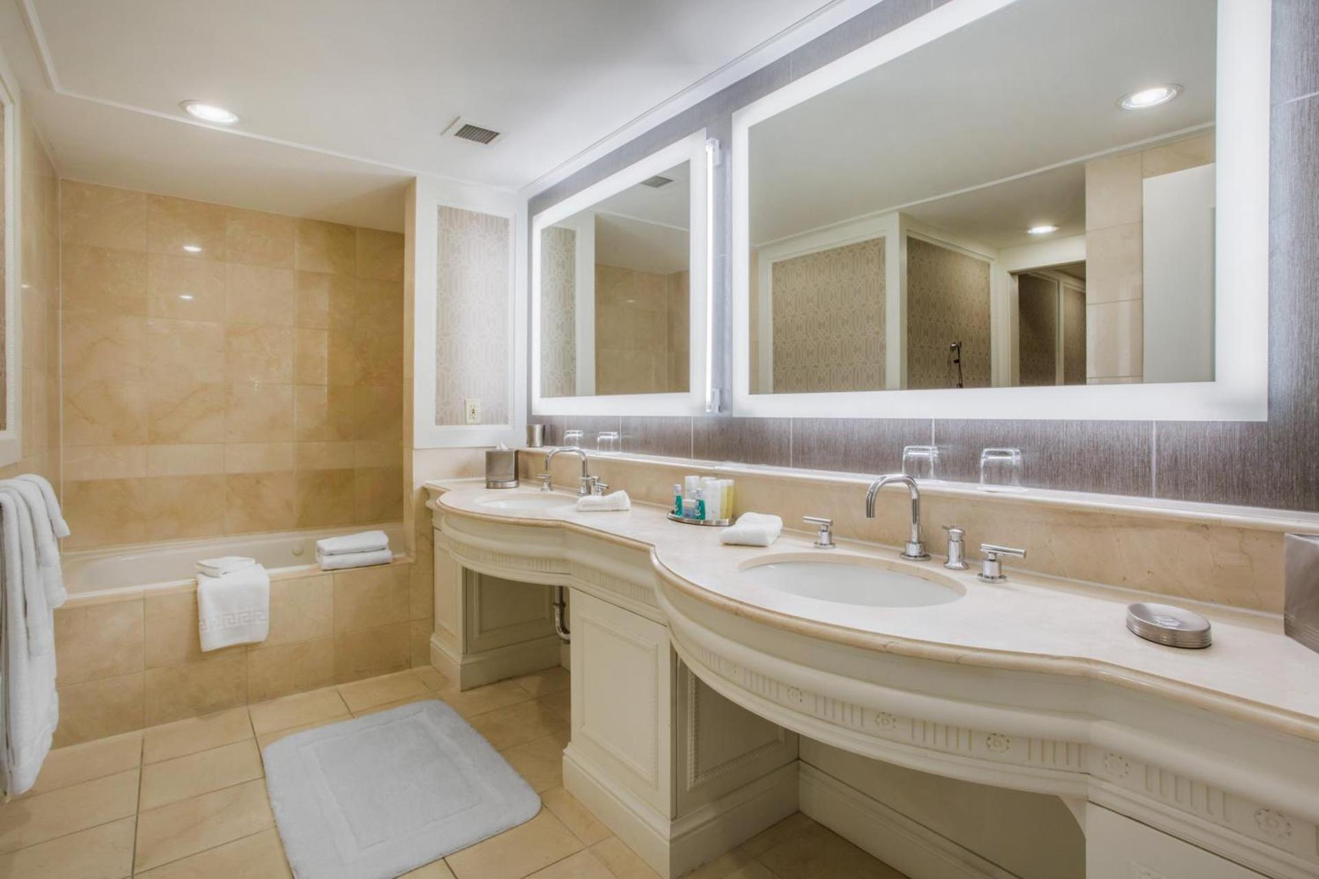 Omni Providence photo 77