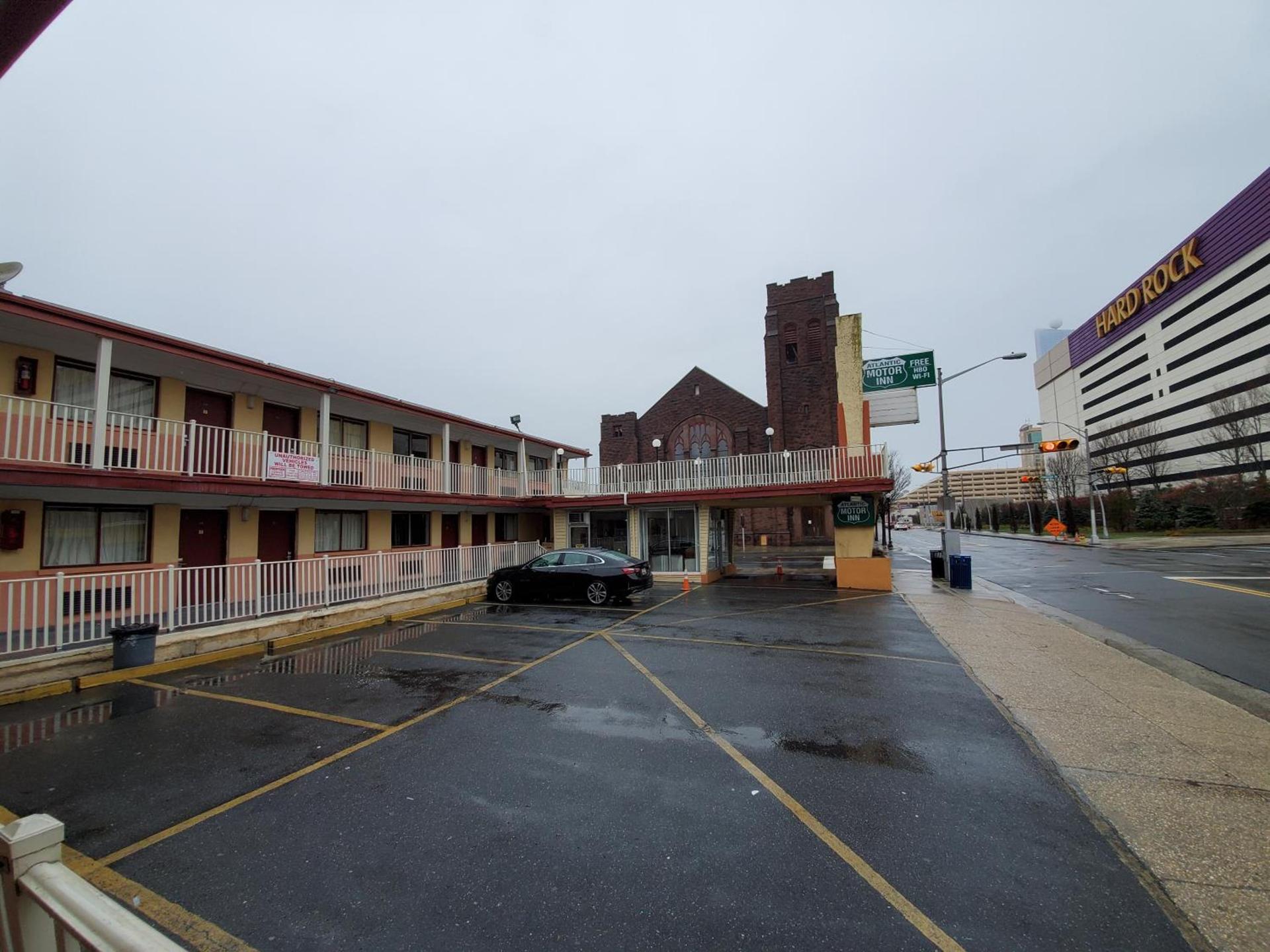 Atlantic Motor Inn Near Boardwalk photo 10