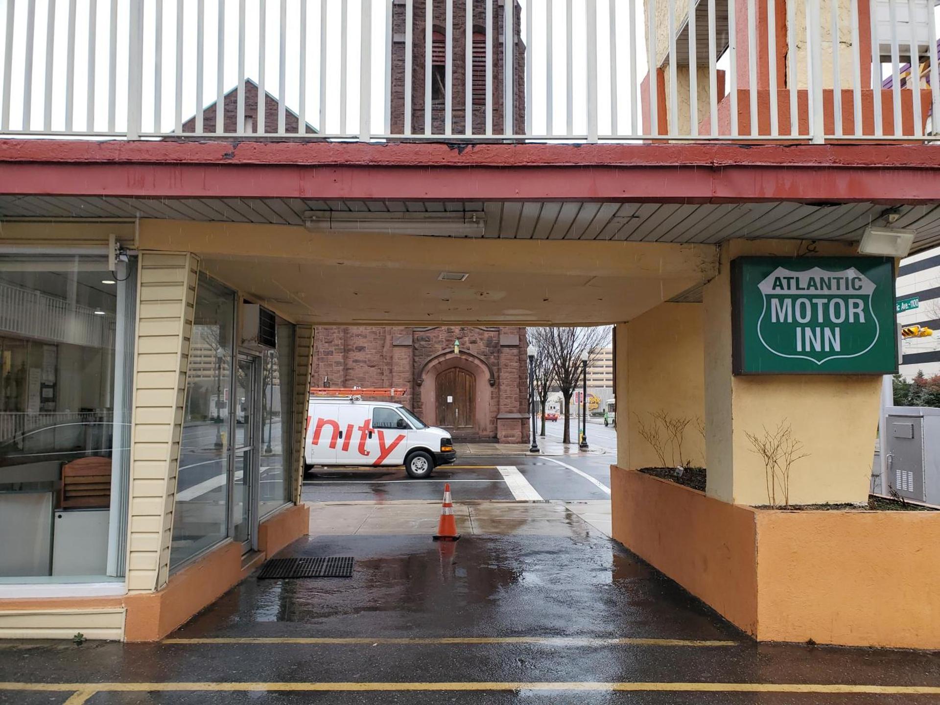 Atlantic Motor Inn Near Boardwalk photo 32