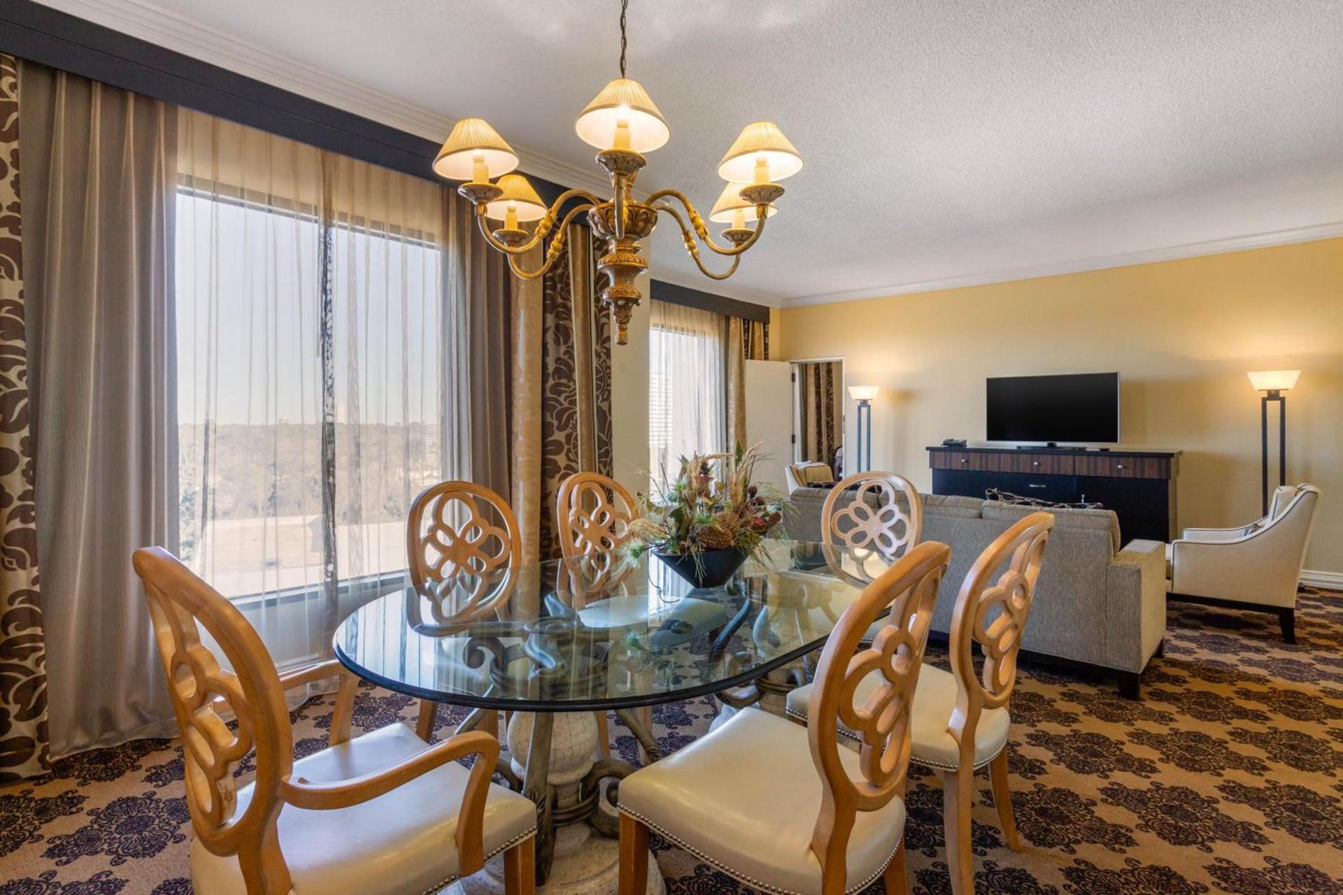 Omni Houston Hotel photo 33