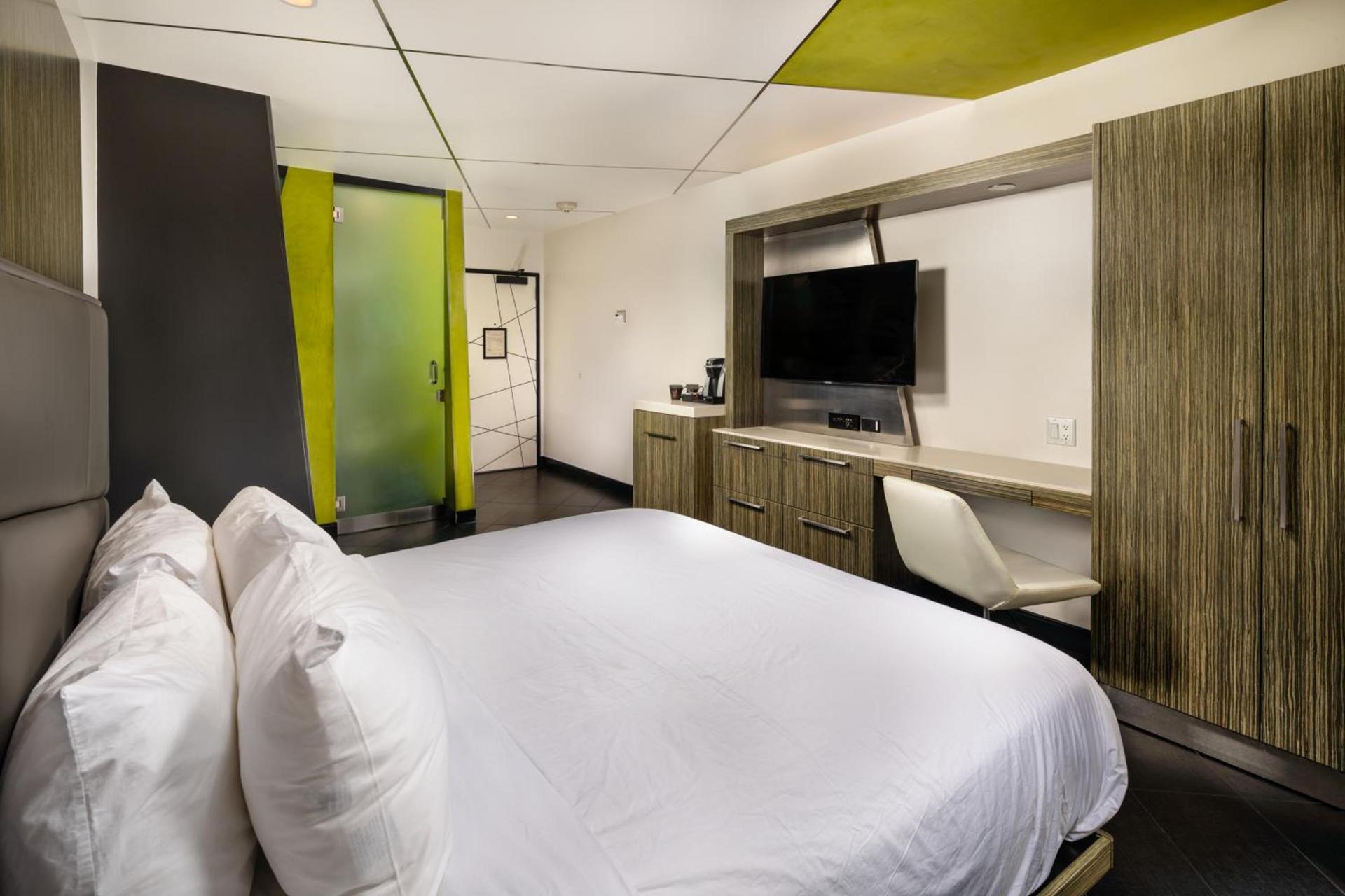 The Moment Hotel photo 10