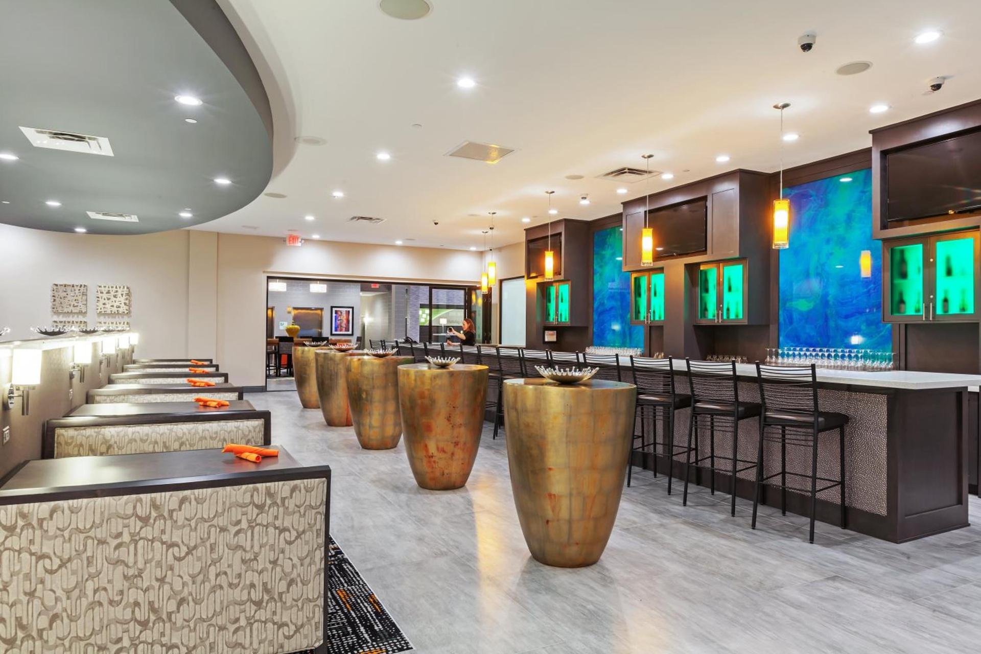 Holiday Inn Houston NE-Bush Airport Area by IHG photo 2
