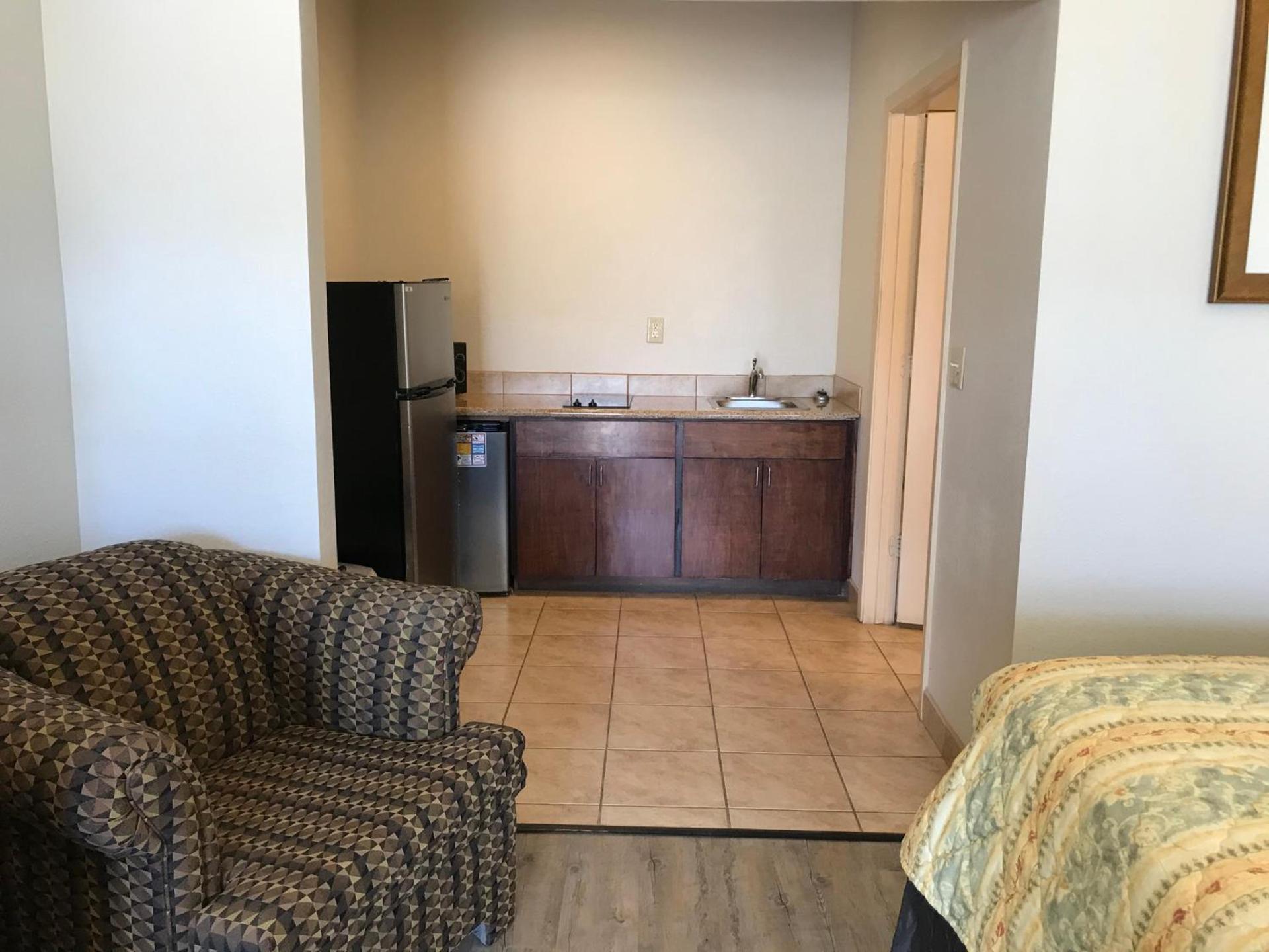 Big Lake Inn and Suites photo 6