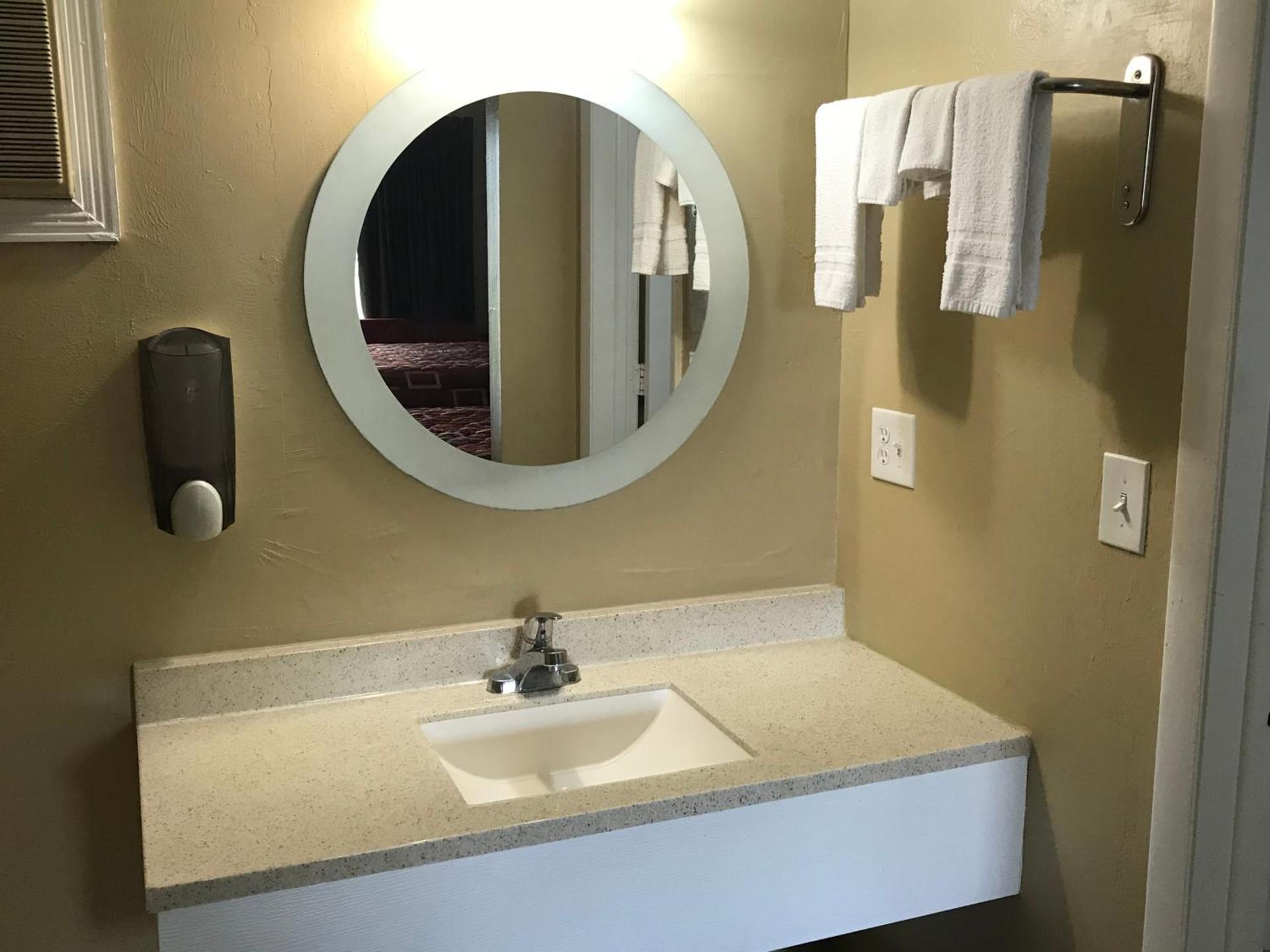 Immokalee Inn photo 25