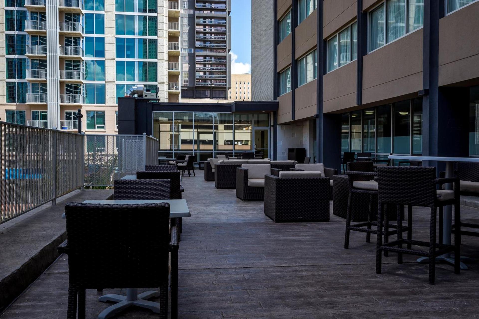 Holiday Inn Houston Downtown by IHG photo 47