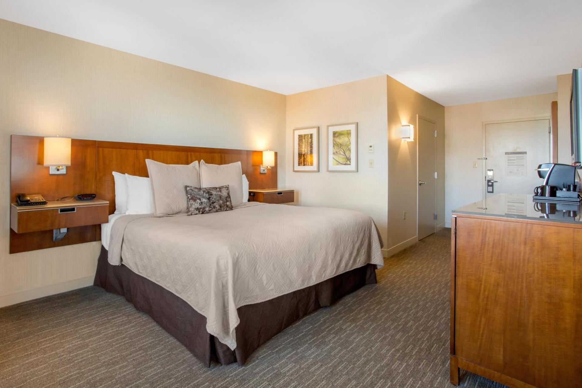 Omni Providence photo 10