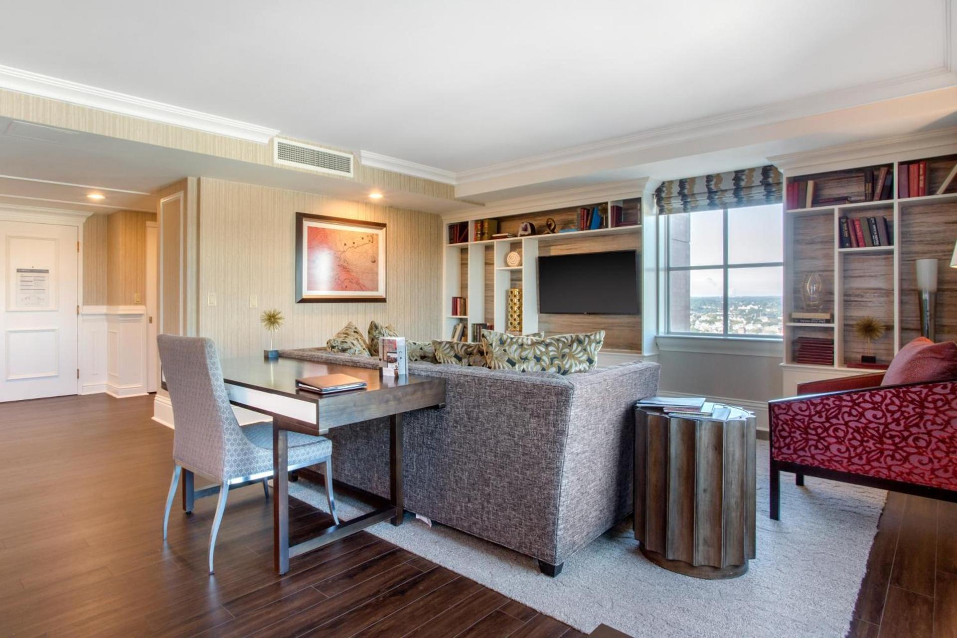 Omni Providence photo 71
