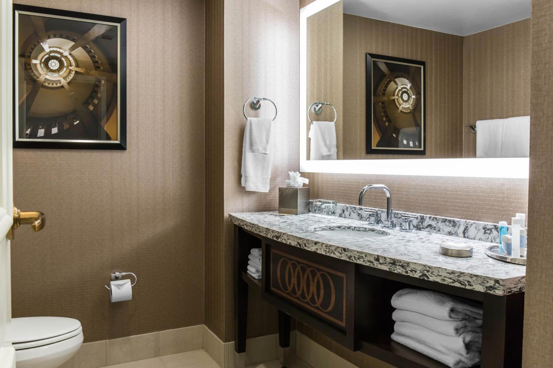 Omni Providence photo 63