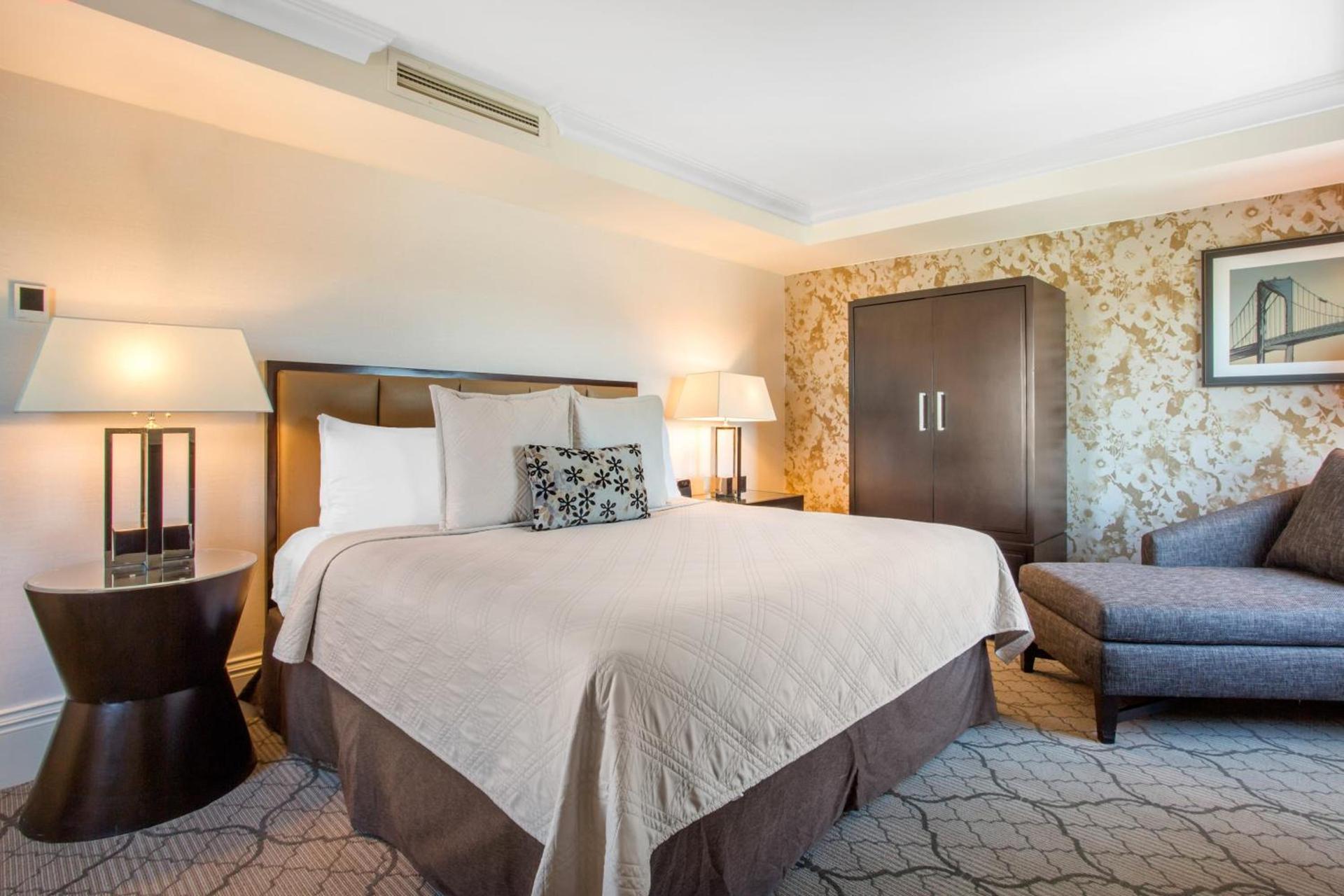 Omni Providence photo 61