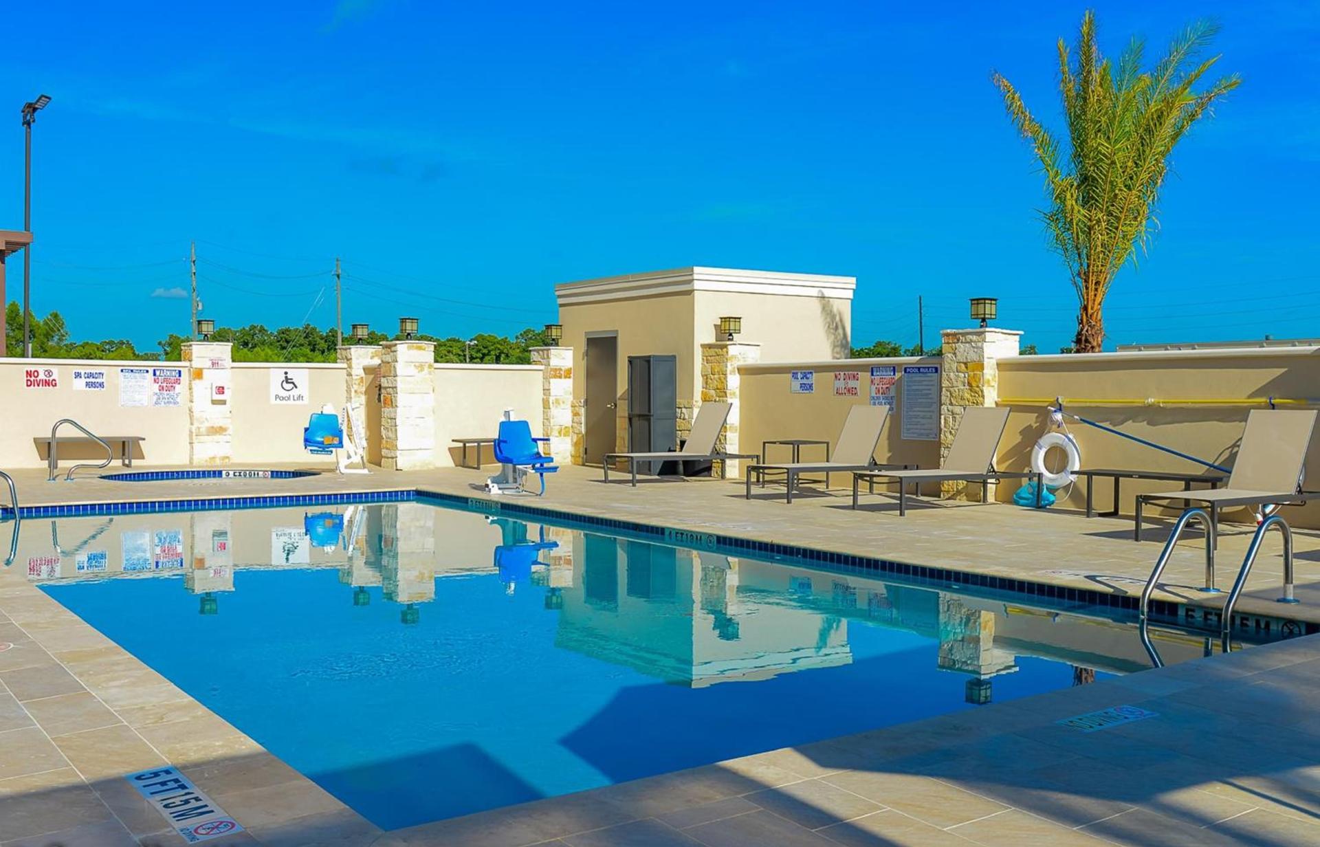 Holiday Inn Houston NE-Bush Airport Area by IHG photo 11